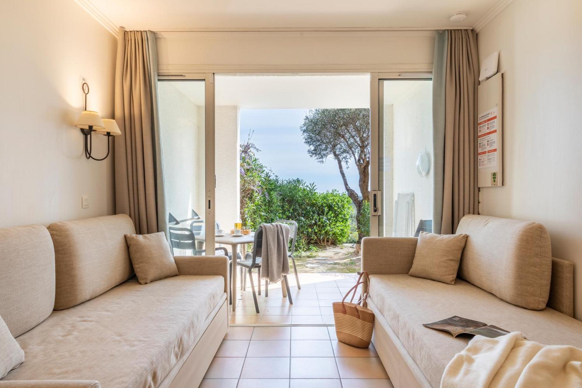 One-Bedroom Apartment Air Conditioning Terrace or Balcony