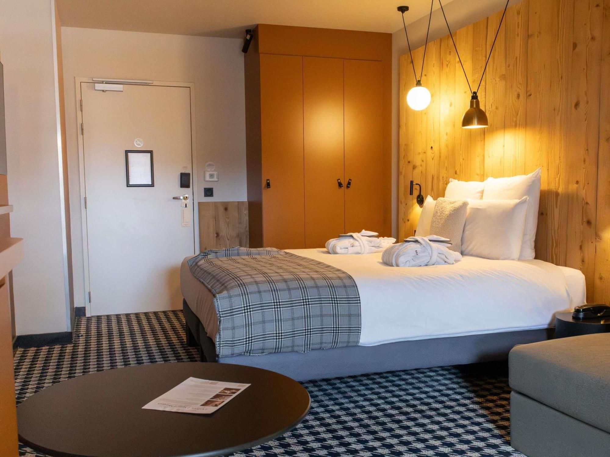Classic Double Room Mobility Access