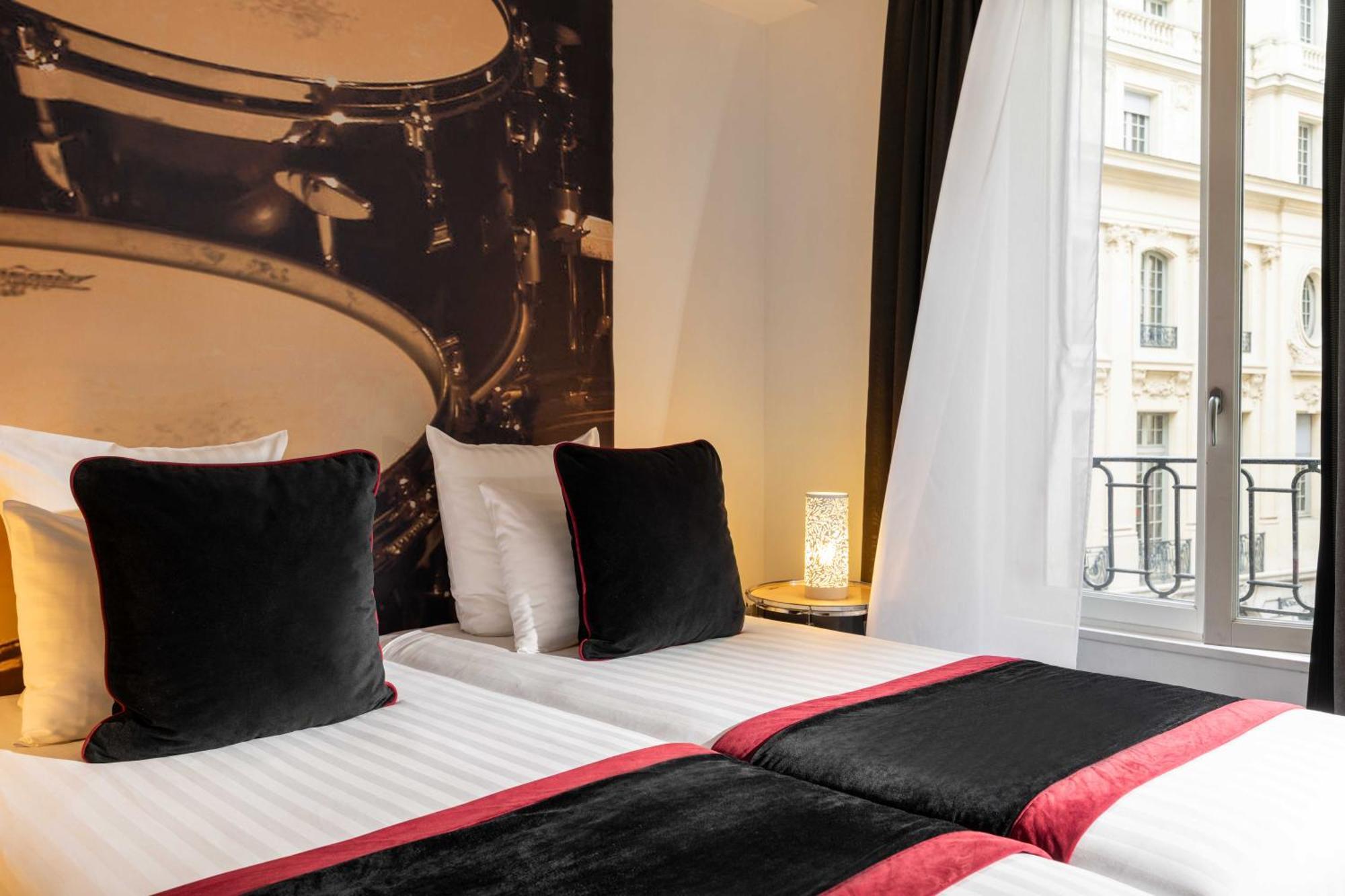 Two Connecting Double Rooms