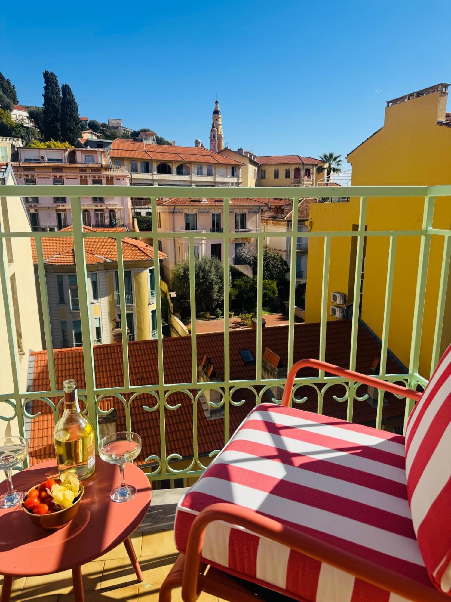 Camelia Room Premium Balcony