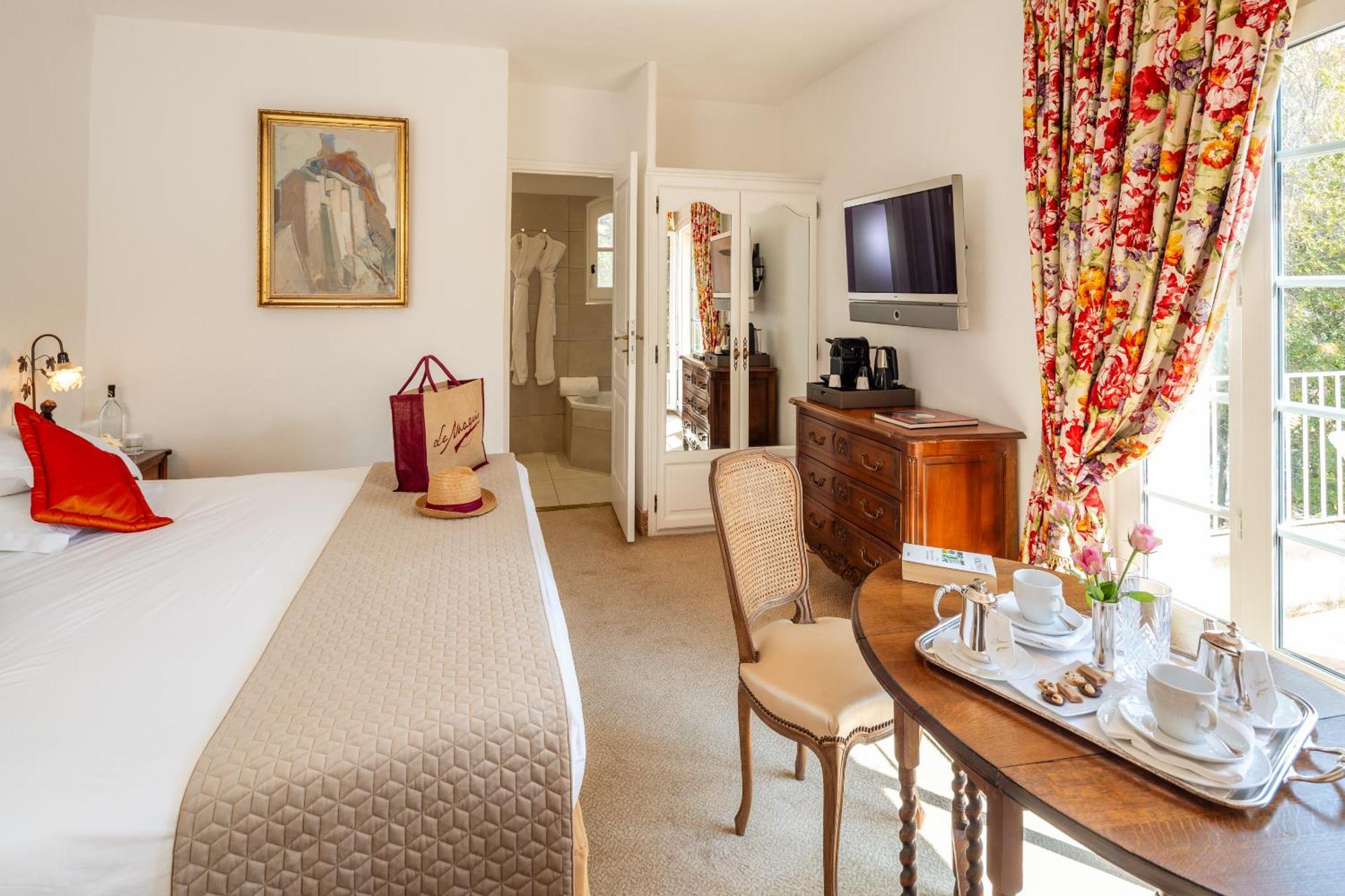 Double or Twin Room Garden View