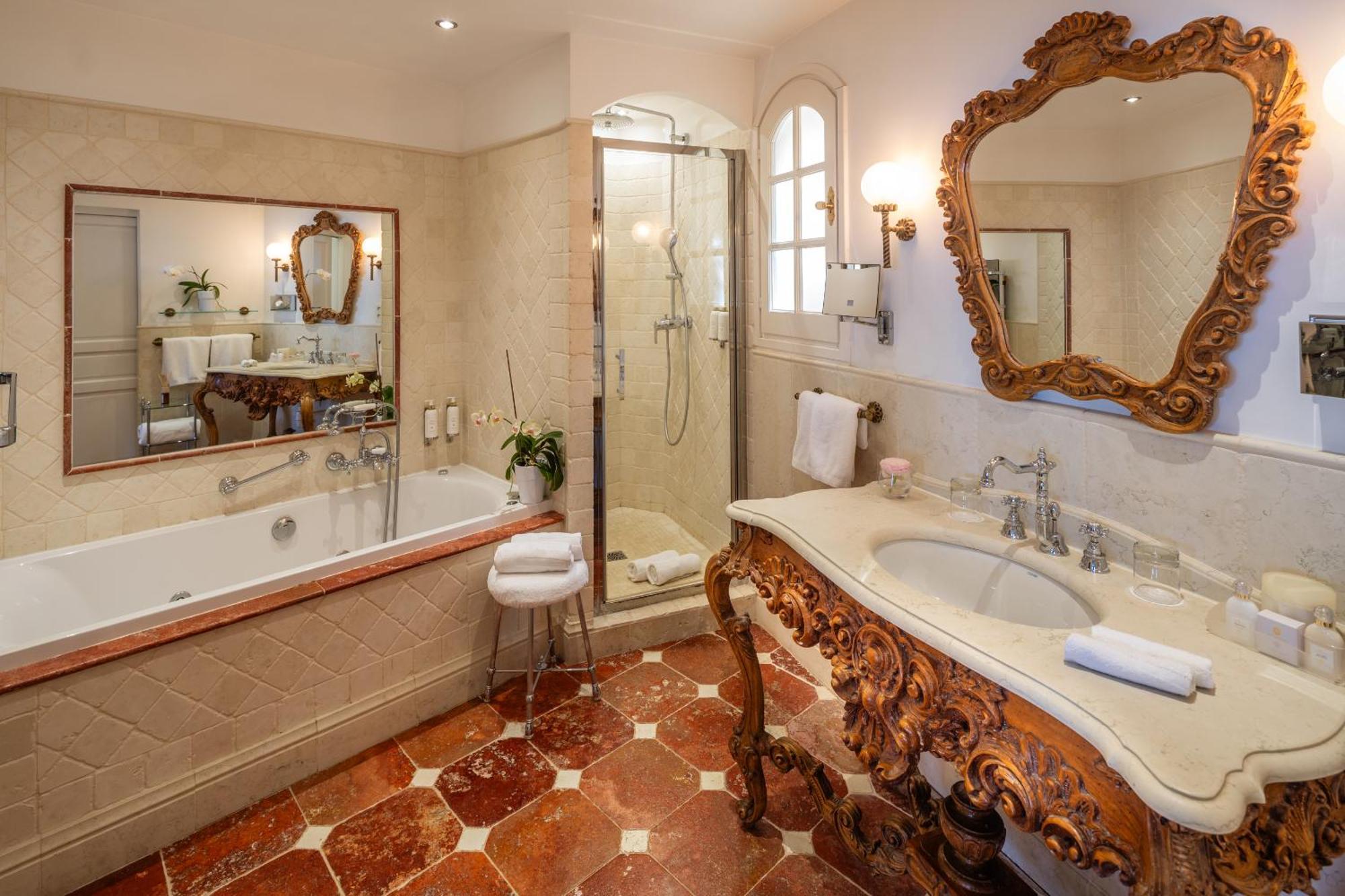 Deluxe Suite Sea View