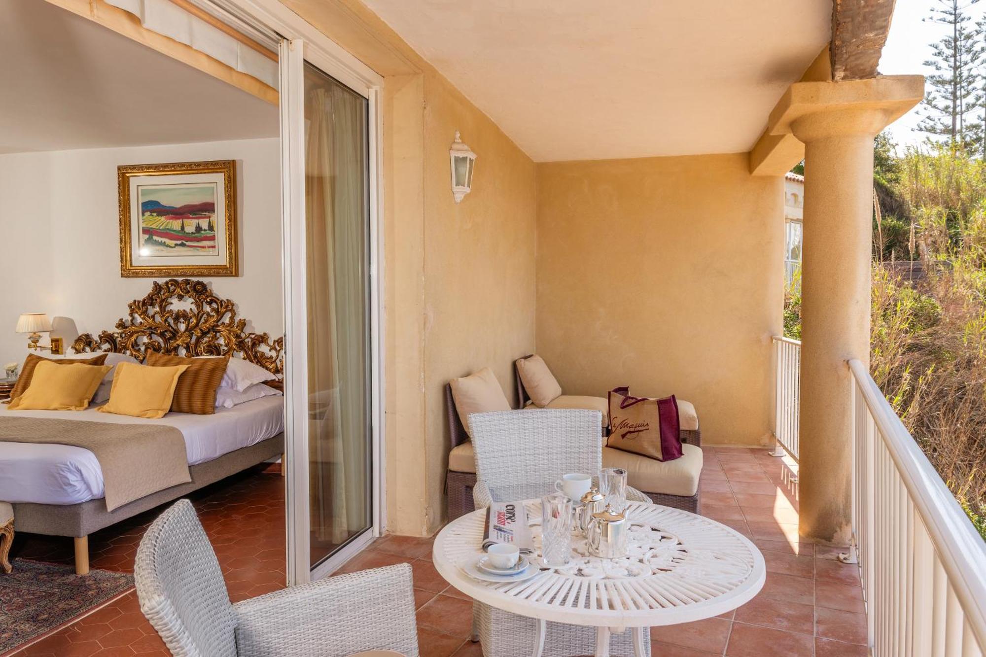 Deluxe Suite Sea View