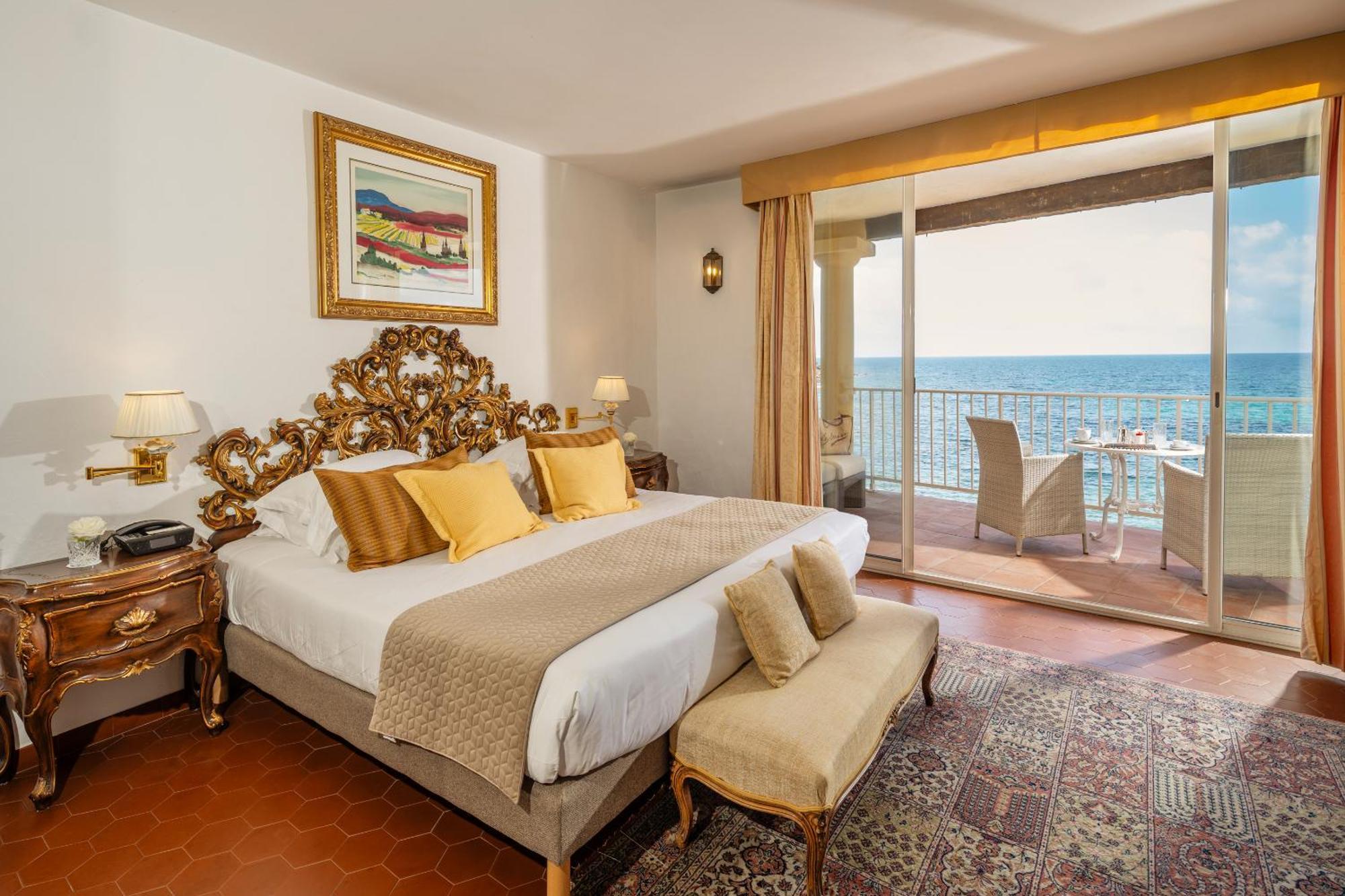 Deluxe Suite Sea View