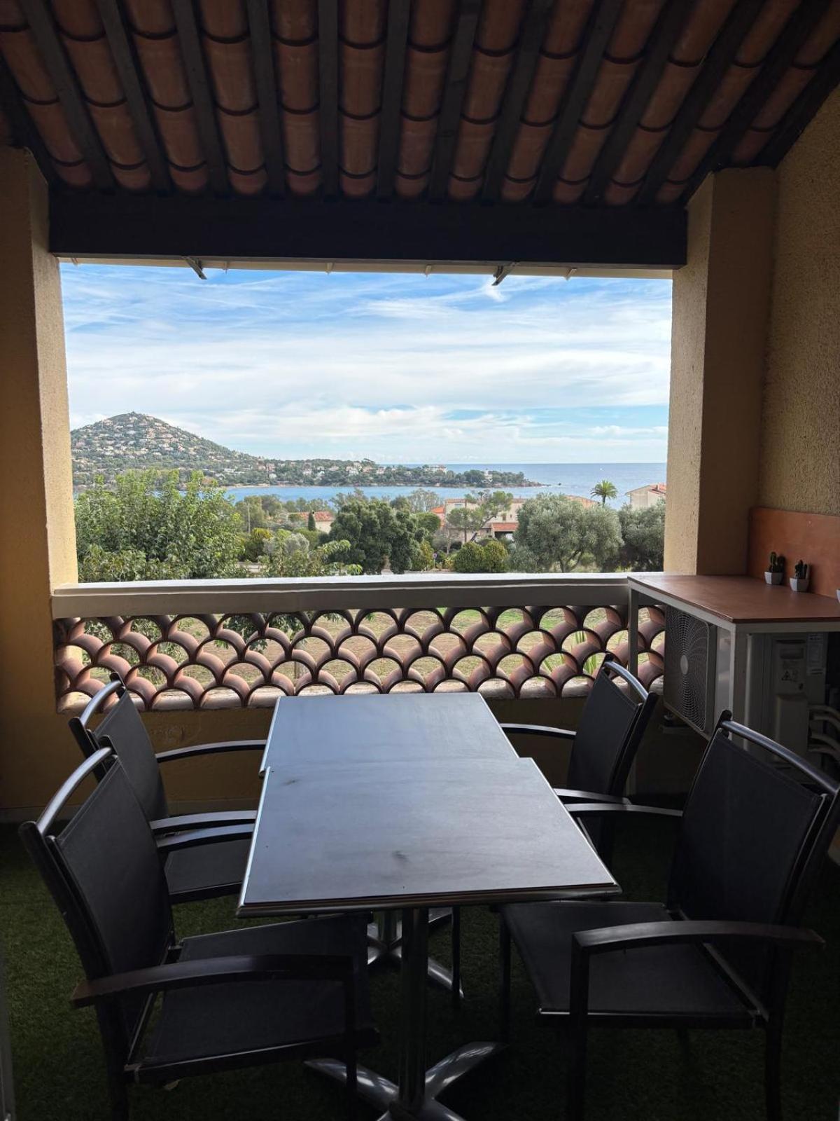 Apartment Sea View