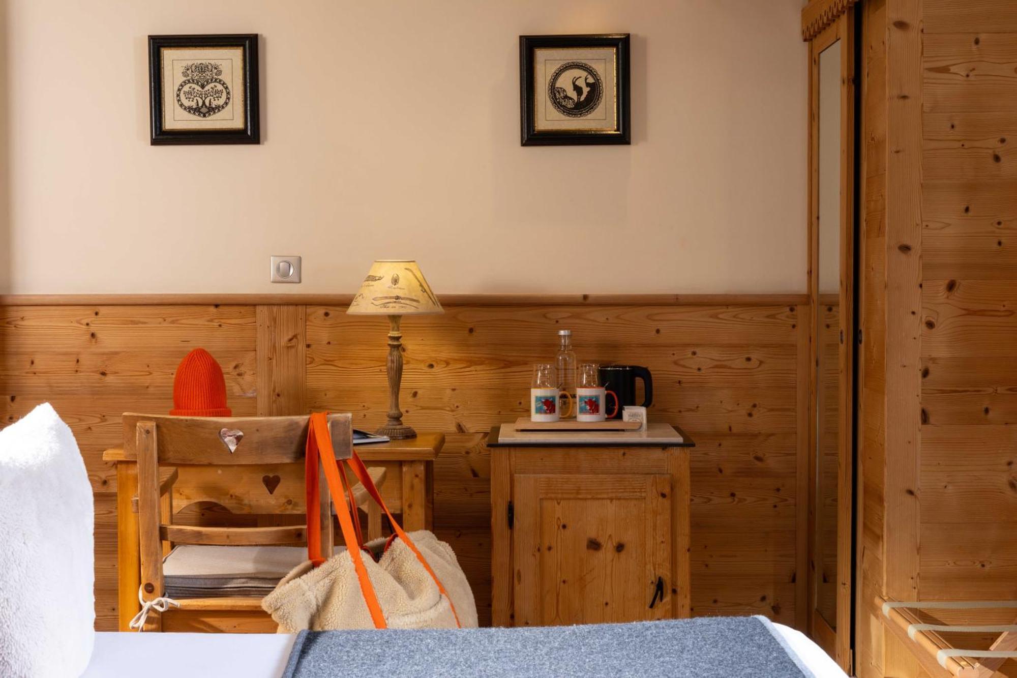 Junior Suite Balcony Mountain View