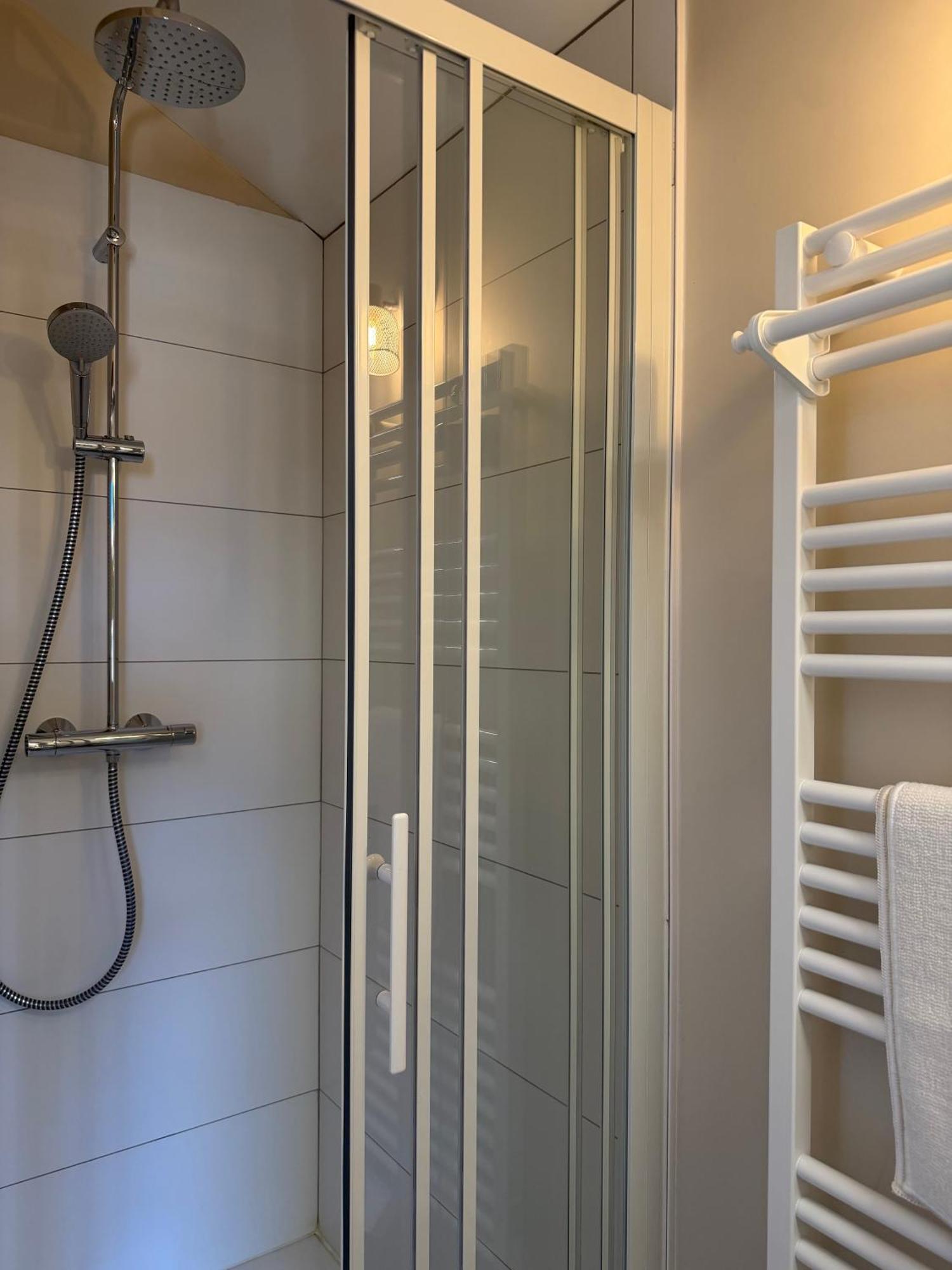 Double Room Private Bathroom