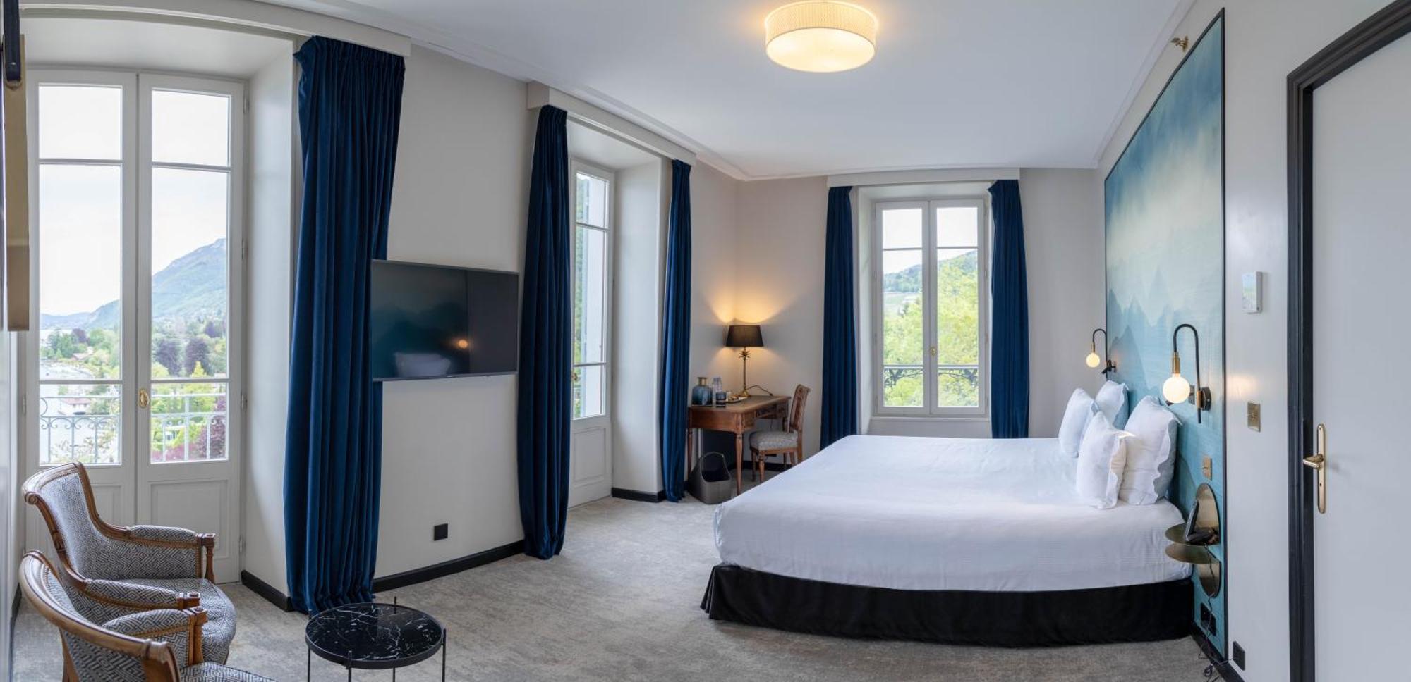 Panoramic Room Lake View Spa Access