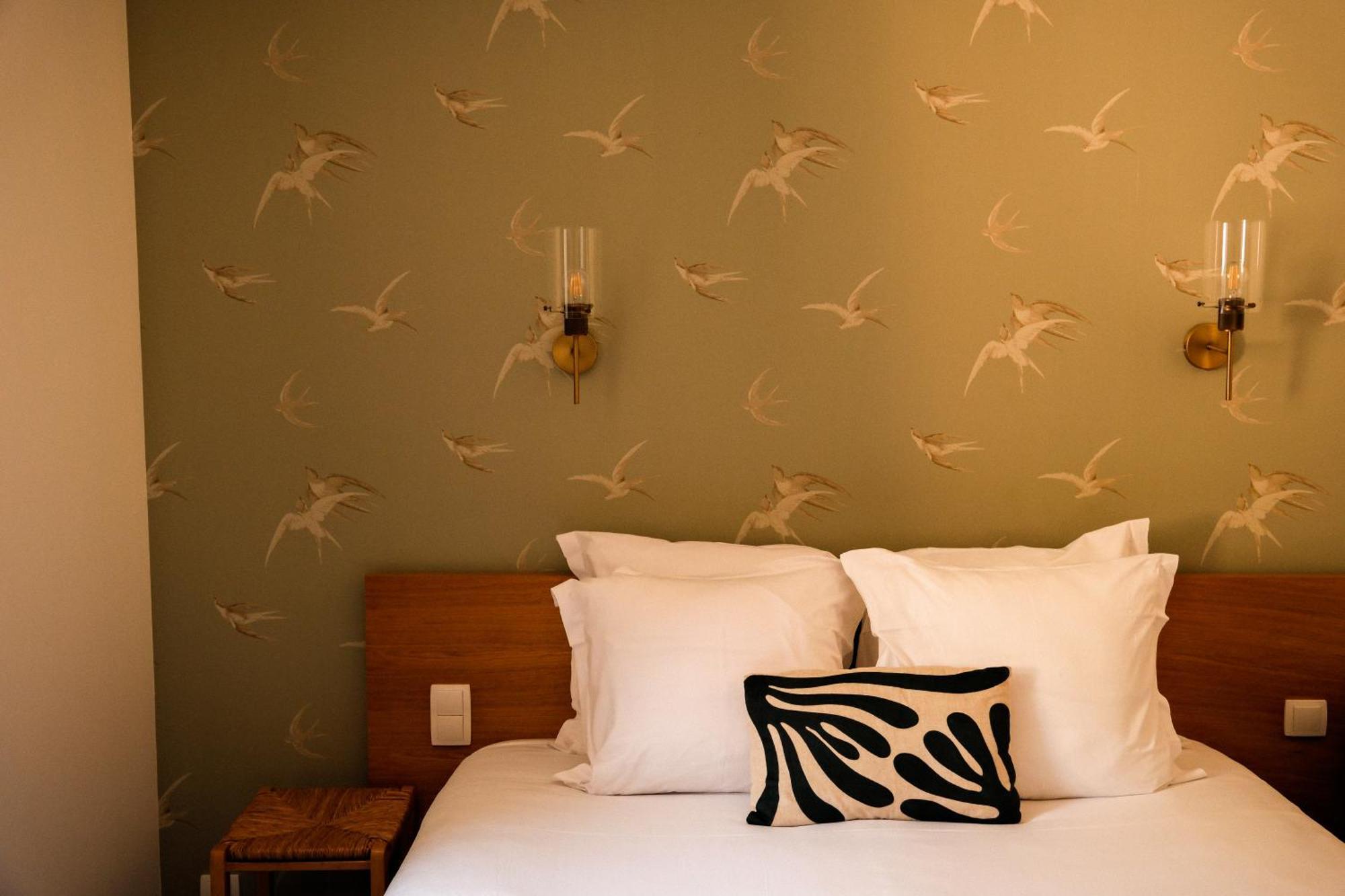 Standard Double Room Cliff side