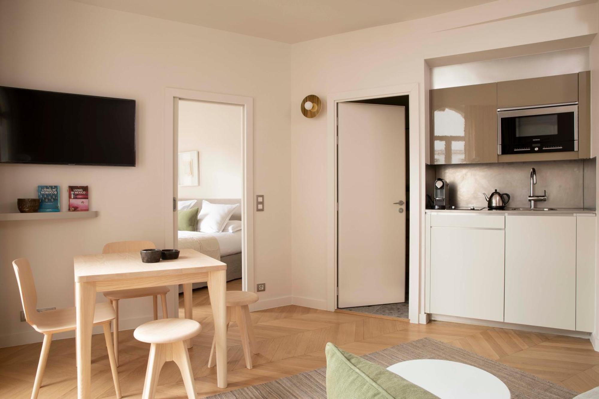 Superior Apartment