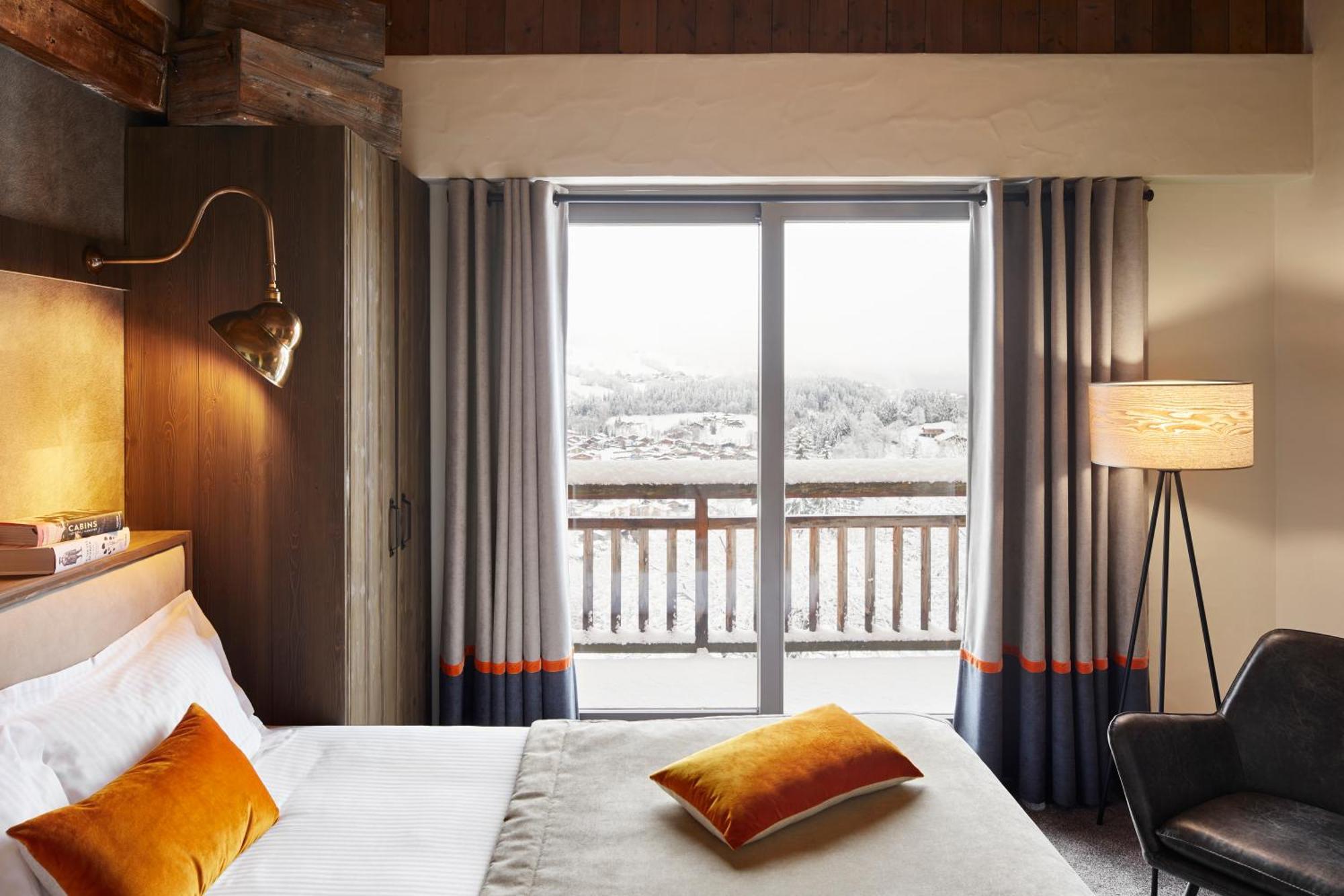 Megeve Prestige Suite Balcony High Tea dec-april