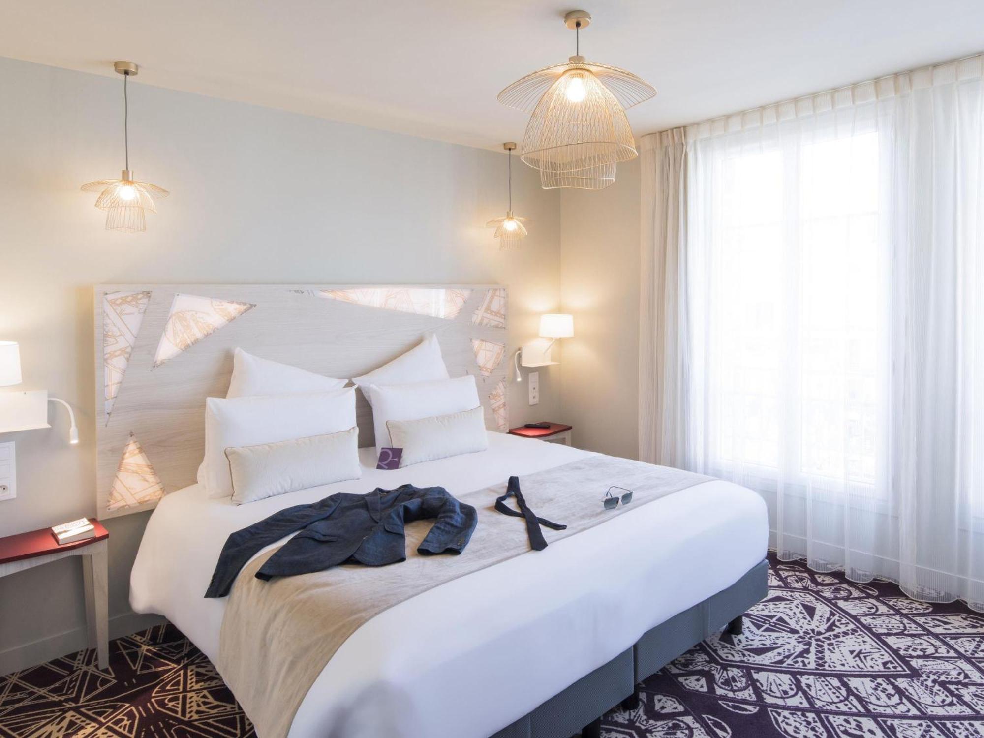 Standard Queen Room