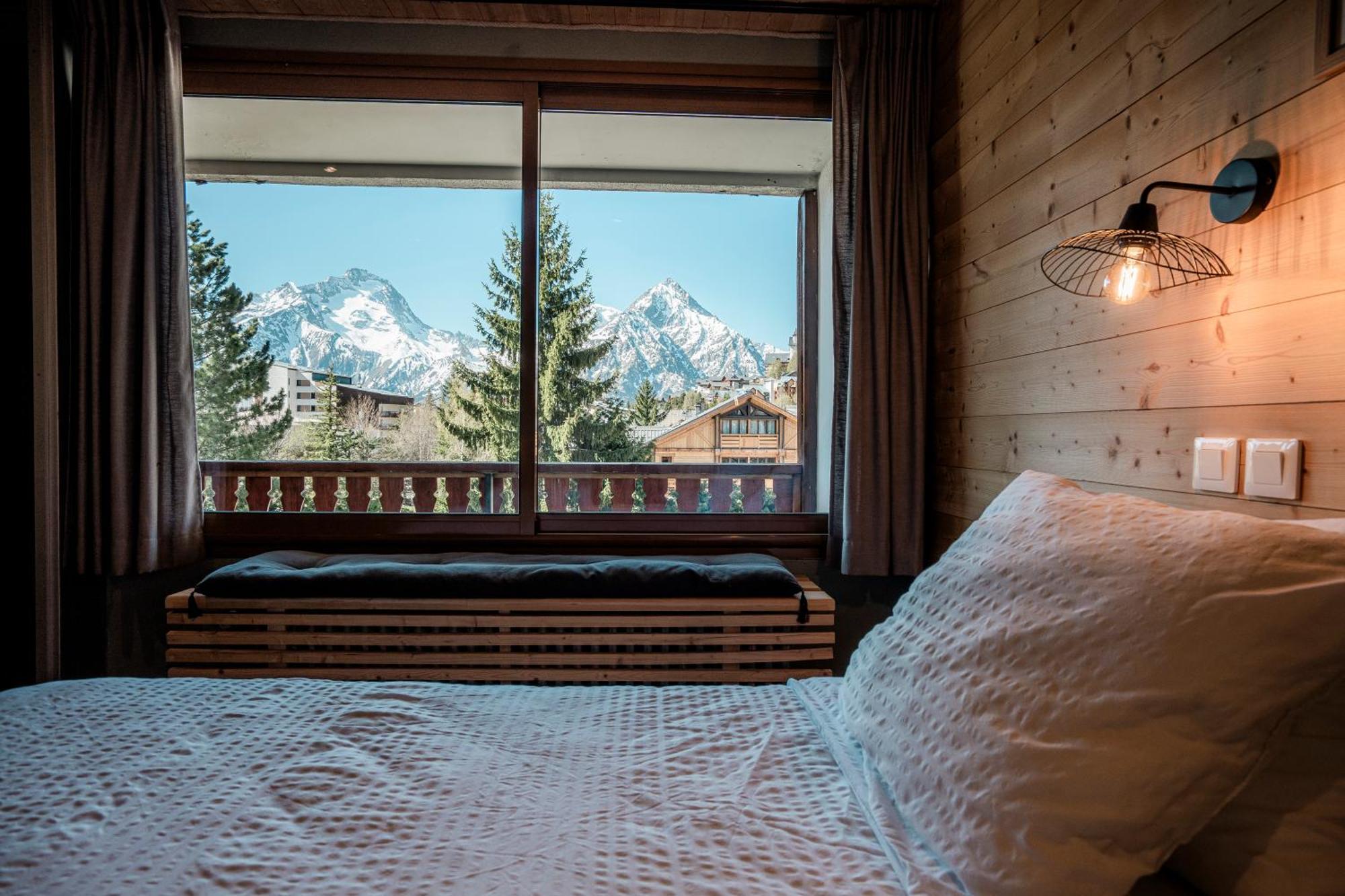 Double Room Mountain View