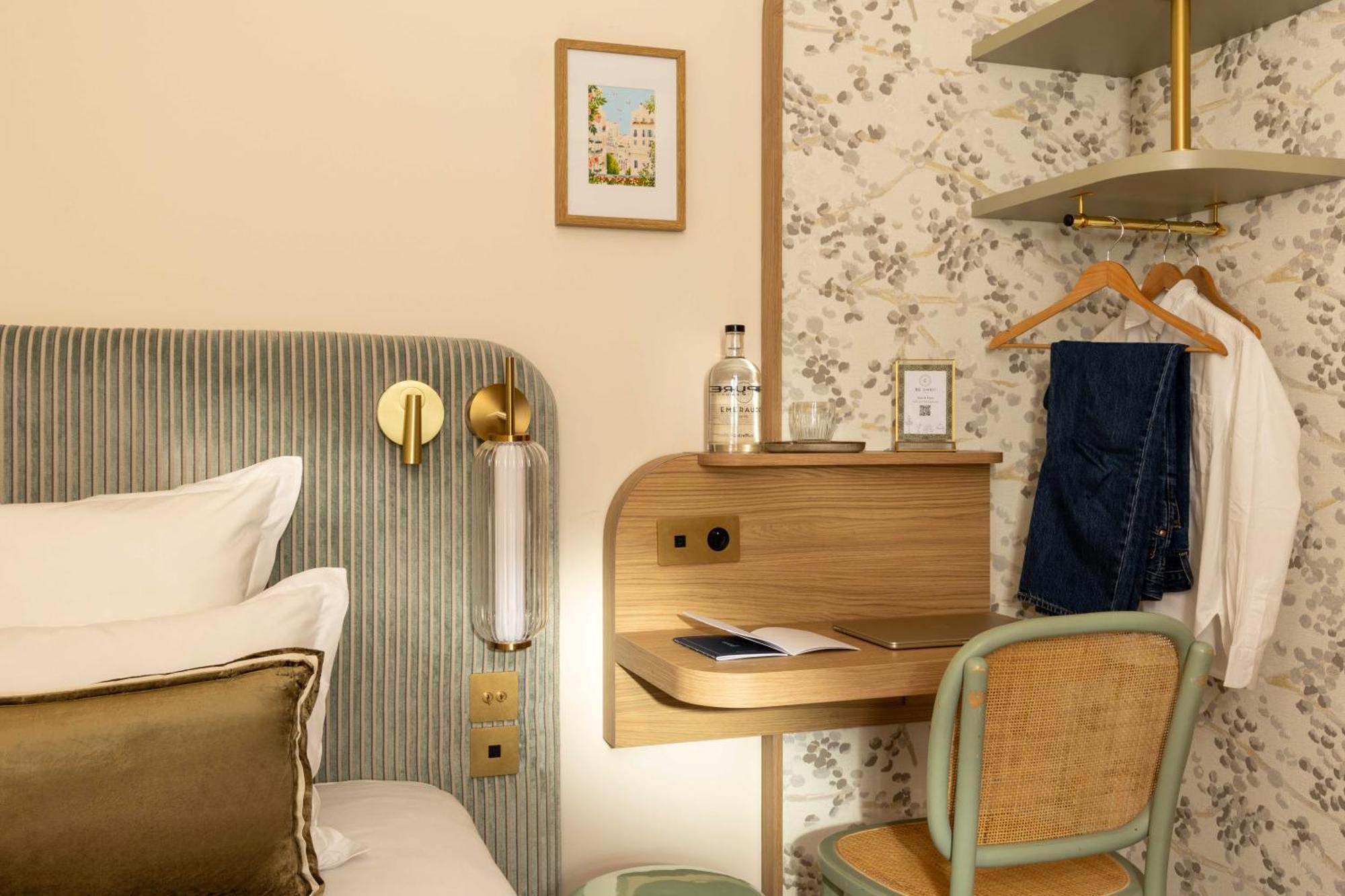 Classic Single Room