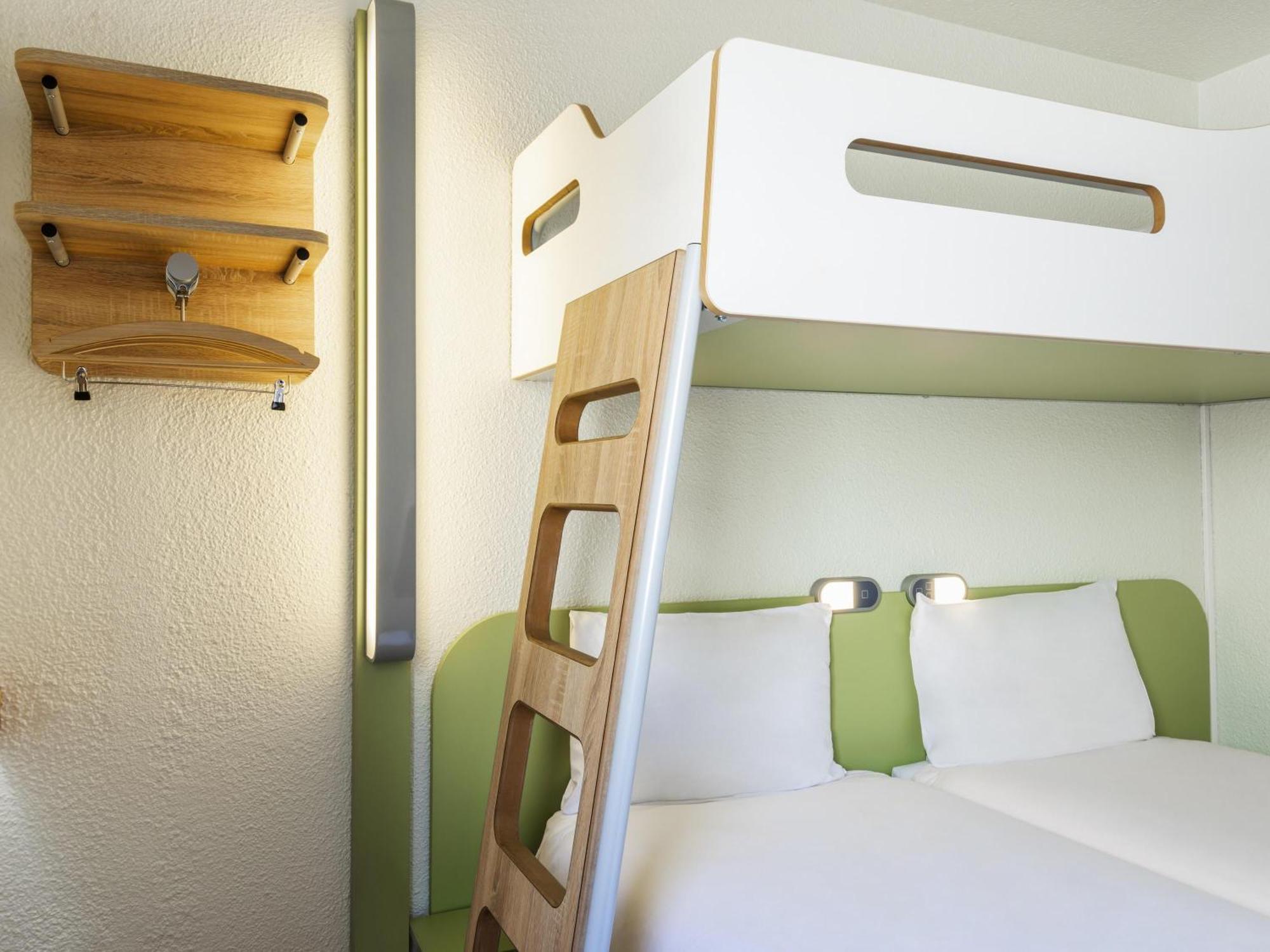 Basic Triple Room