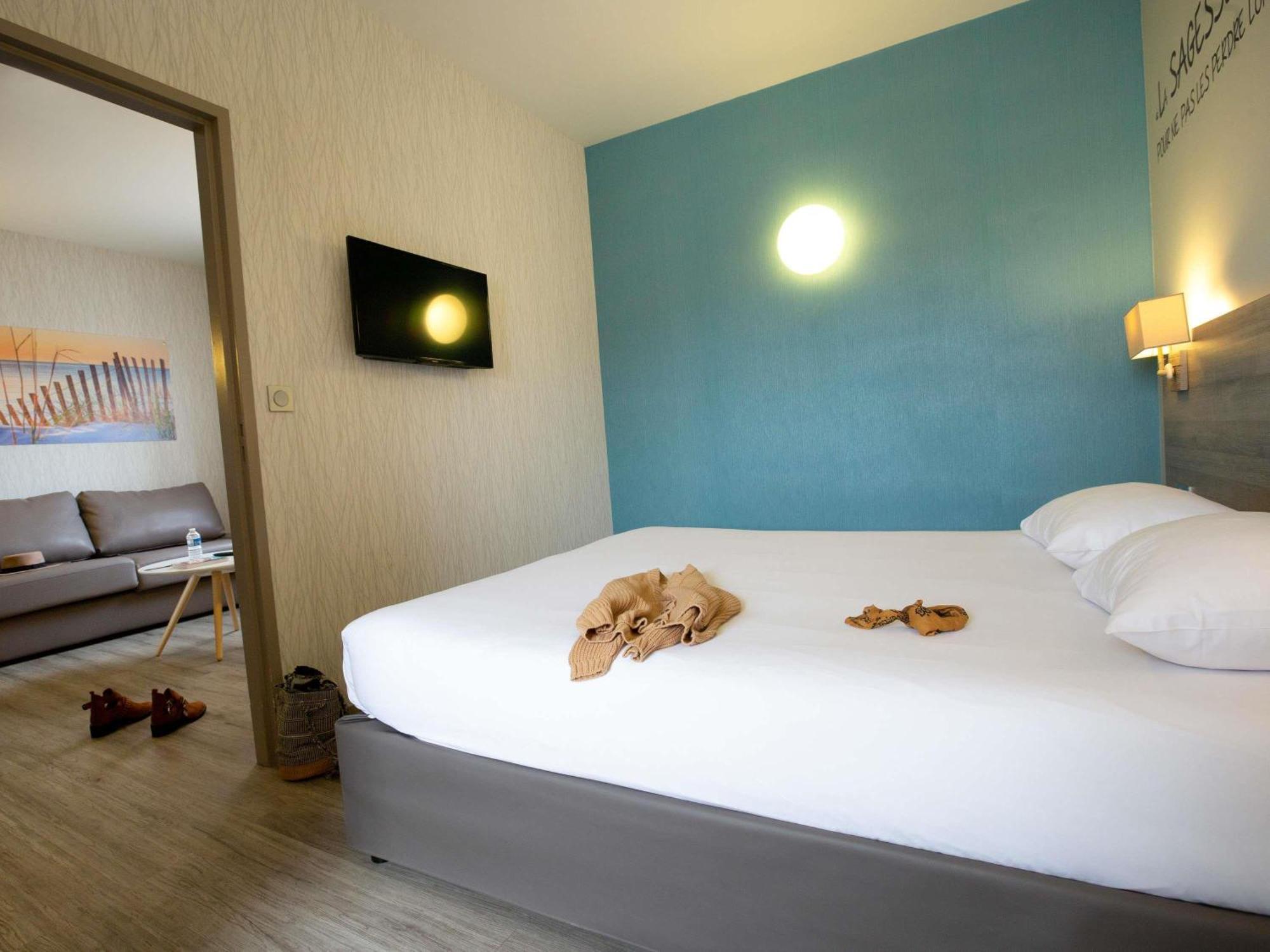 Comfort Suite One Double Bed