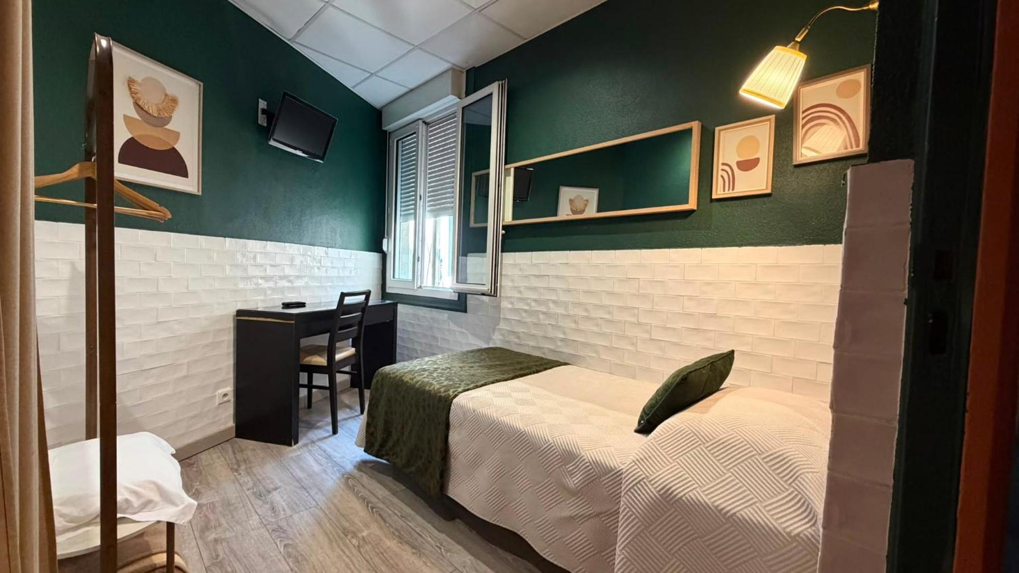 Single Room