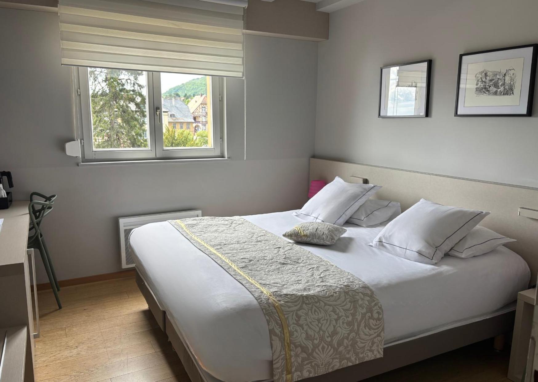 Comfort Queen Room Spa Access