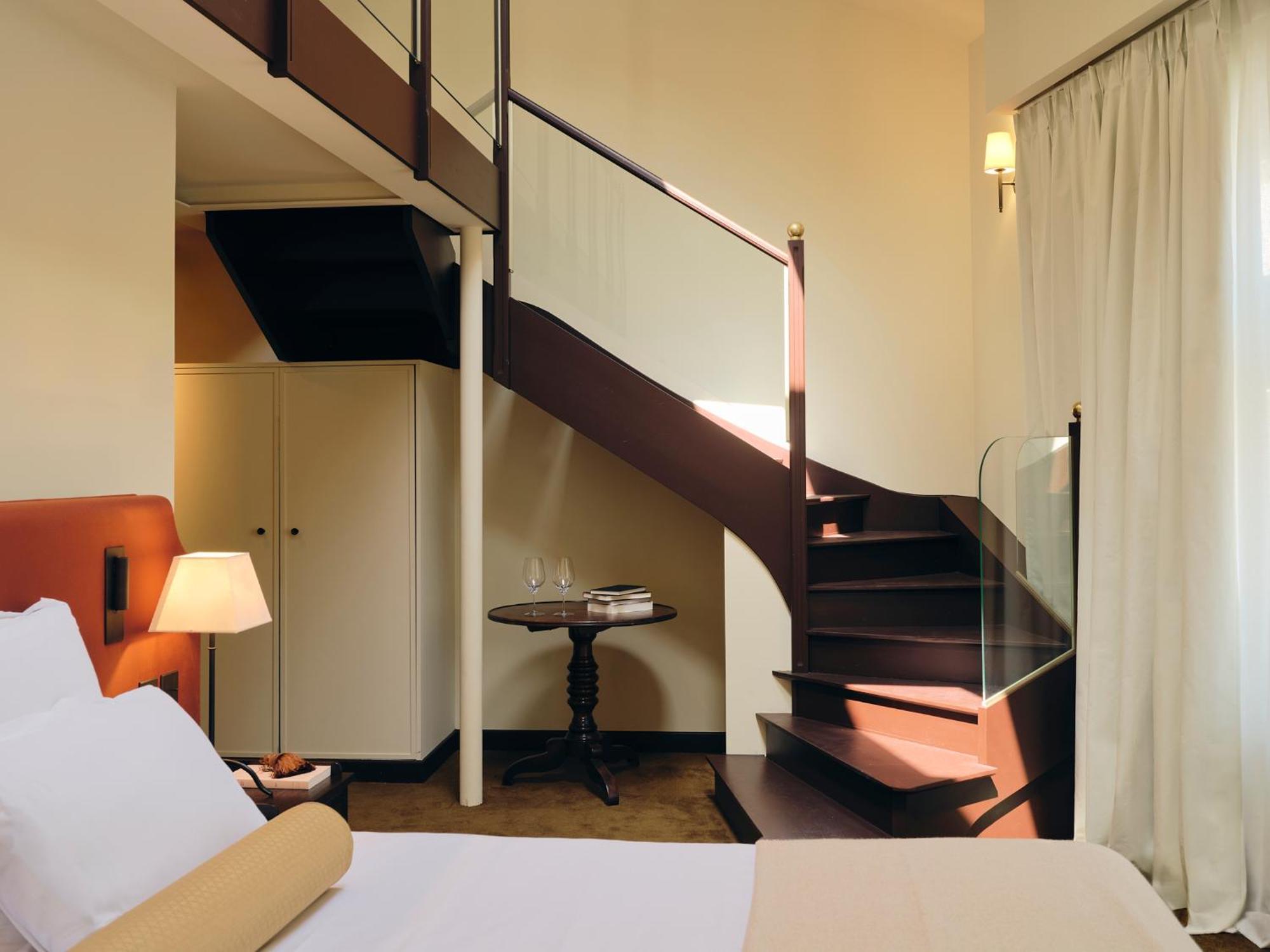 Mezzanine Junior Suite