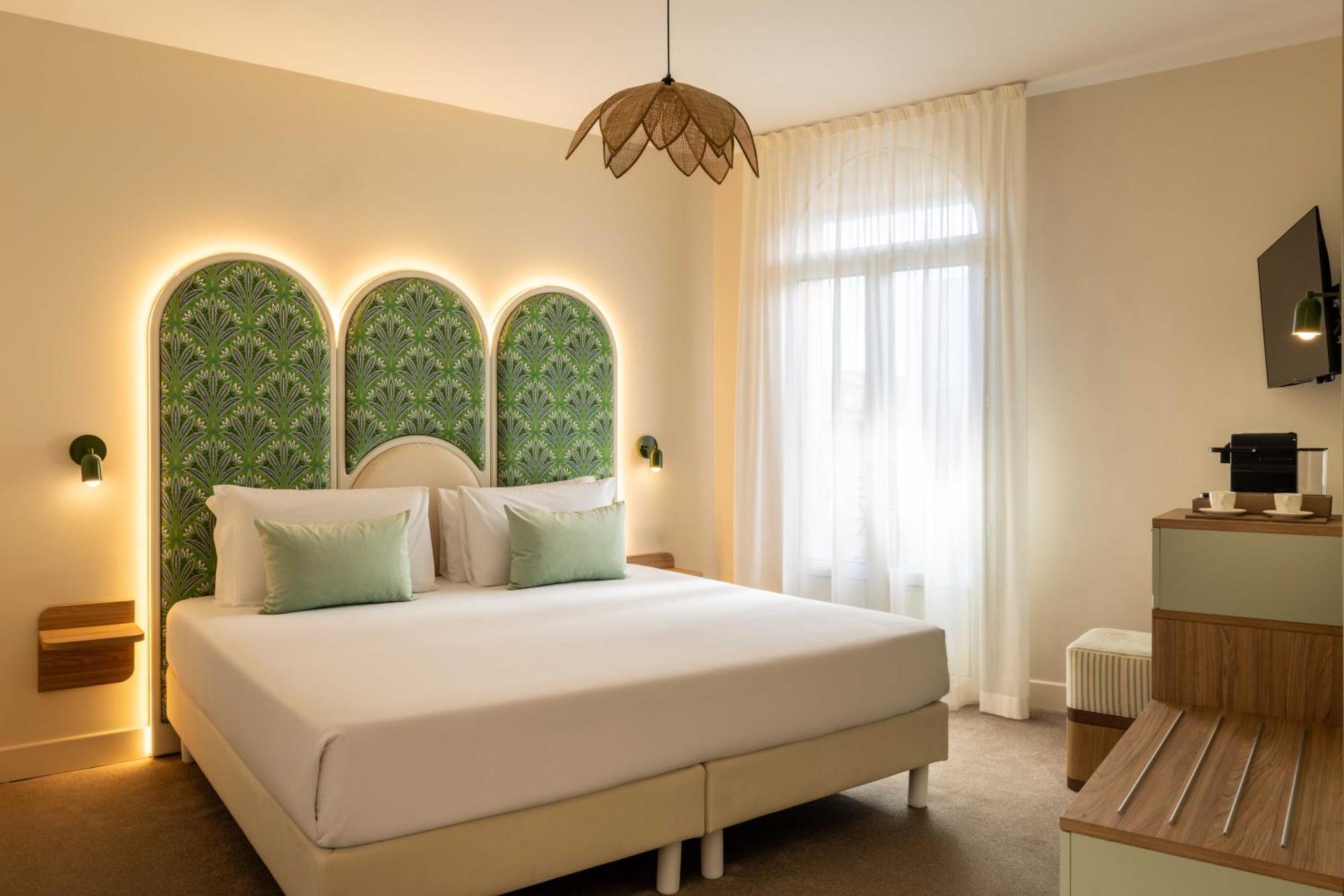 Superior Queen Room