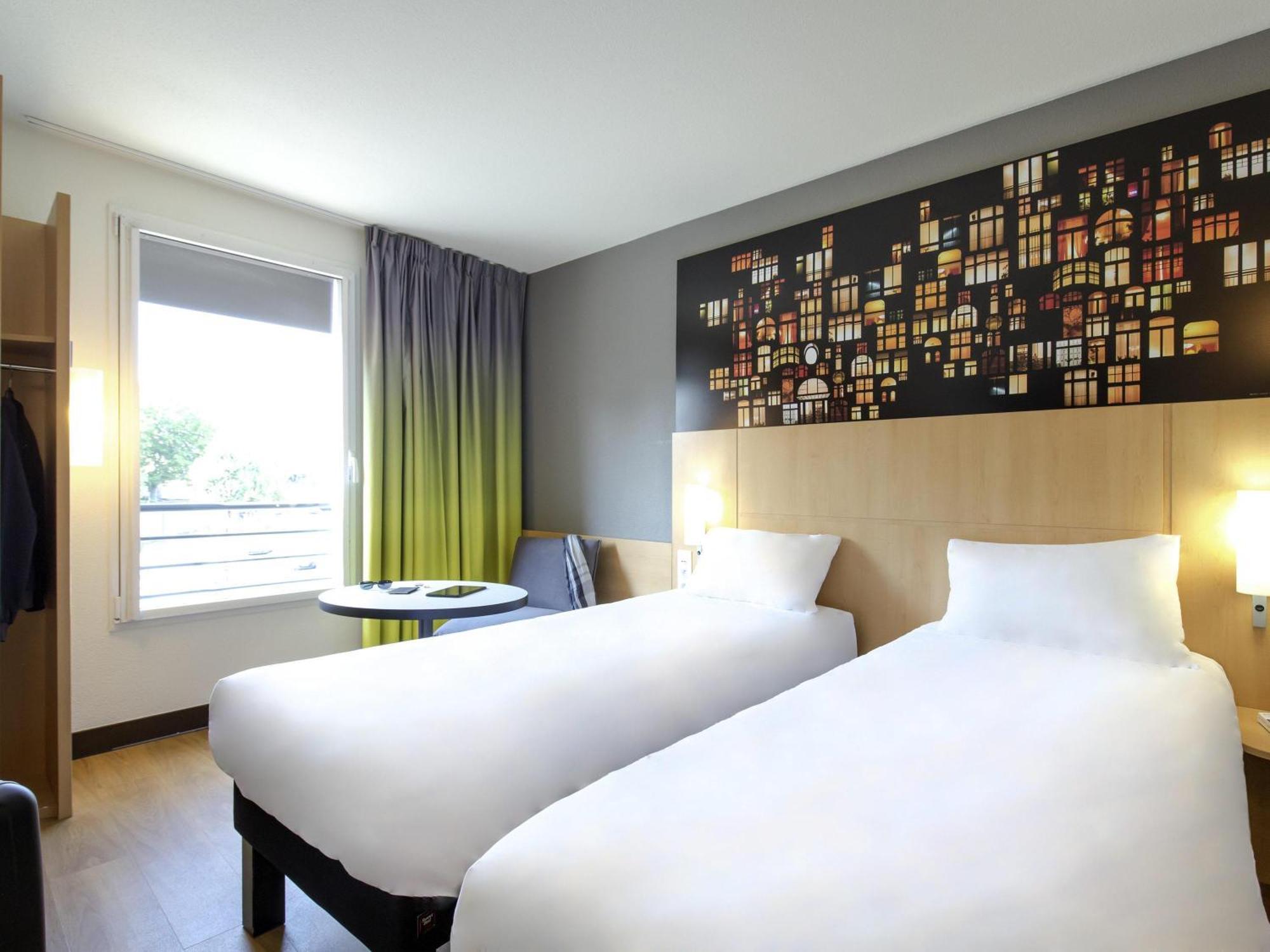 Standard Two Single Bed