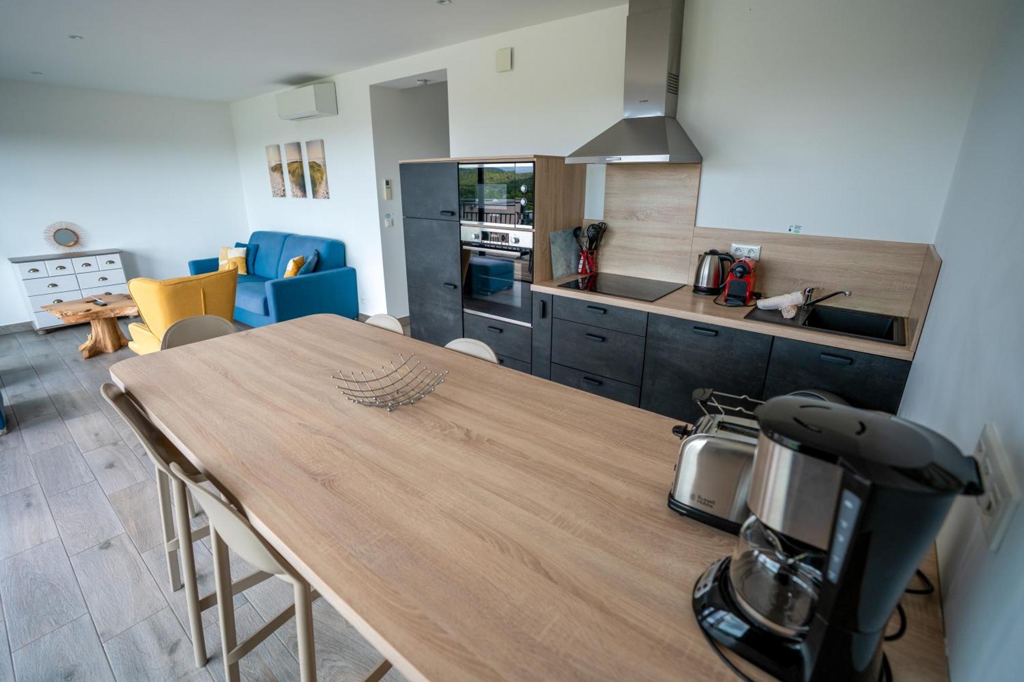 Two-Bedroom Apartment Air Conditioning Terrace