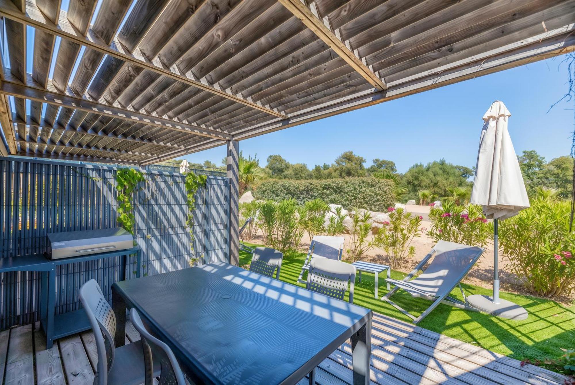 Studio Air Conditioning Large Terrace