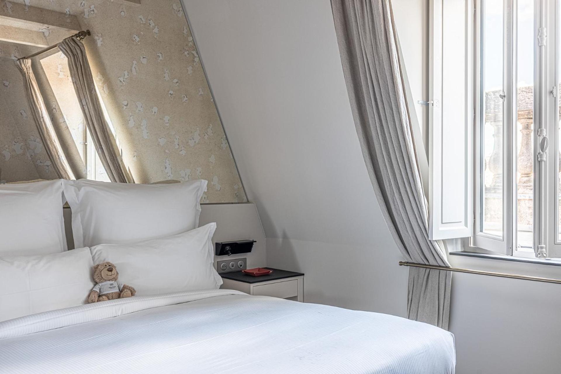 Cosy Mansarded Room