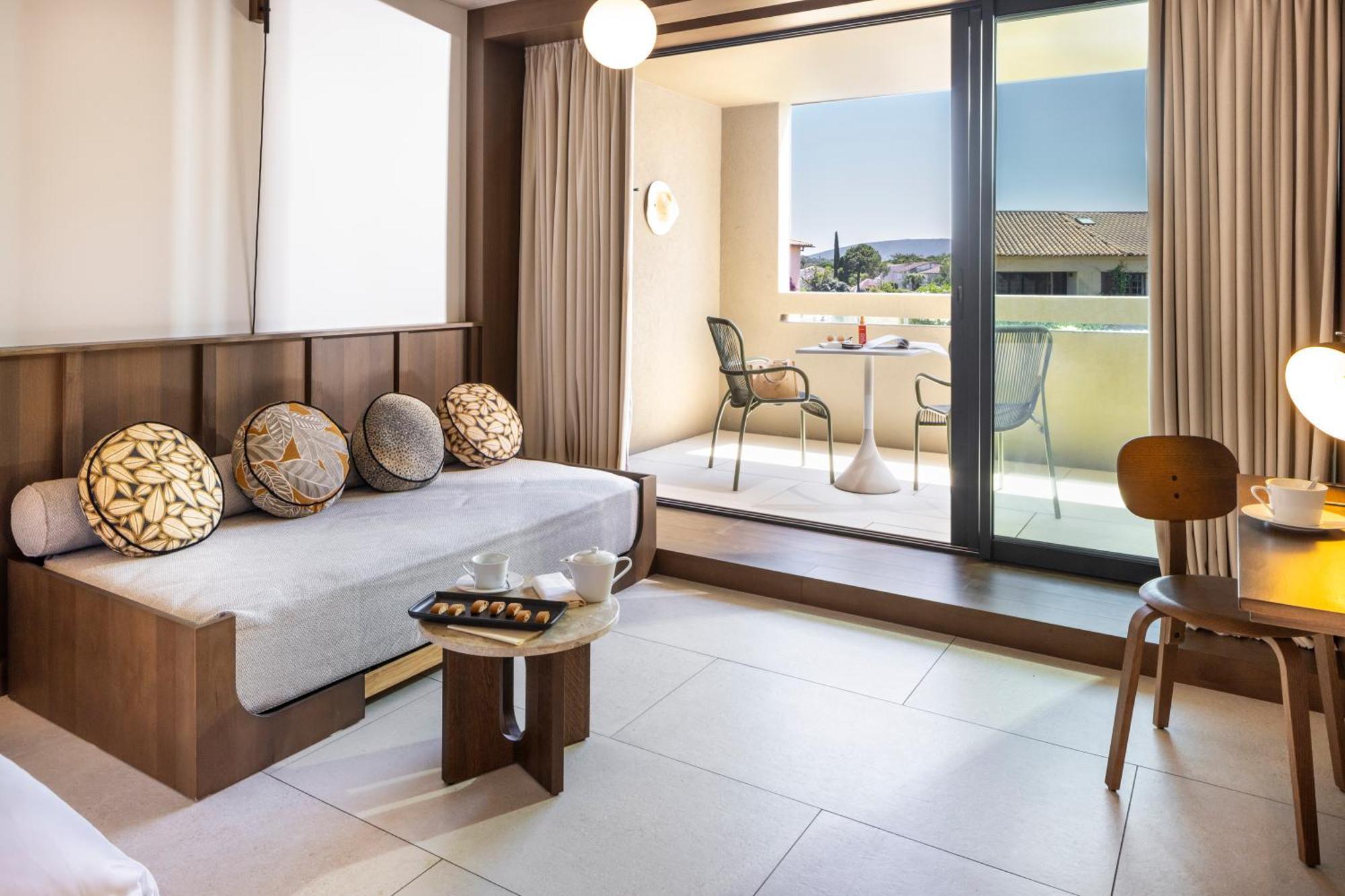 Deluxe Room Loggia