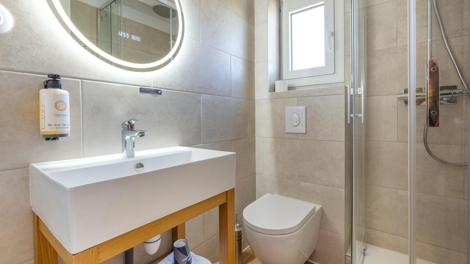 Standard Room 2 Single Beds