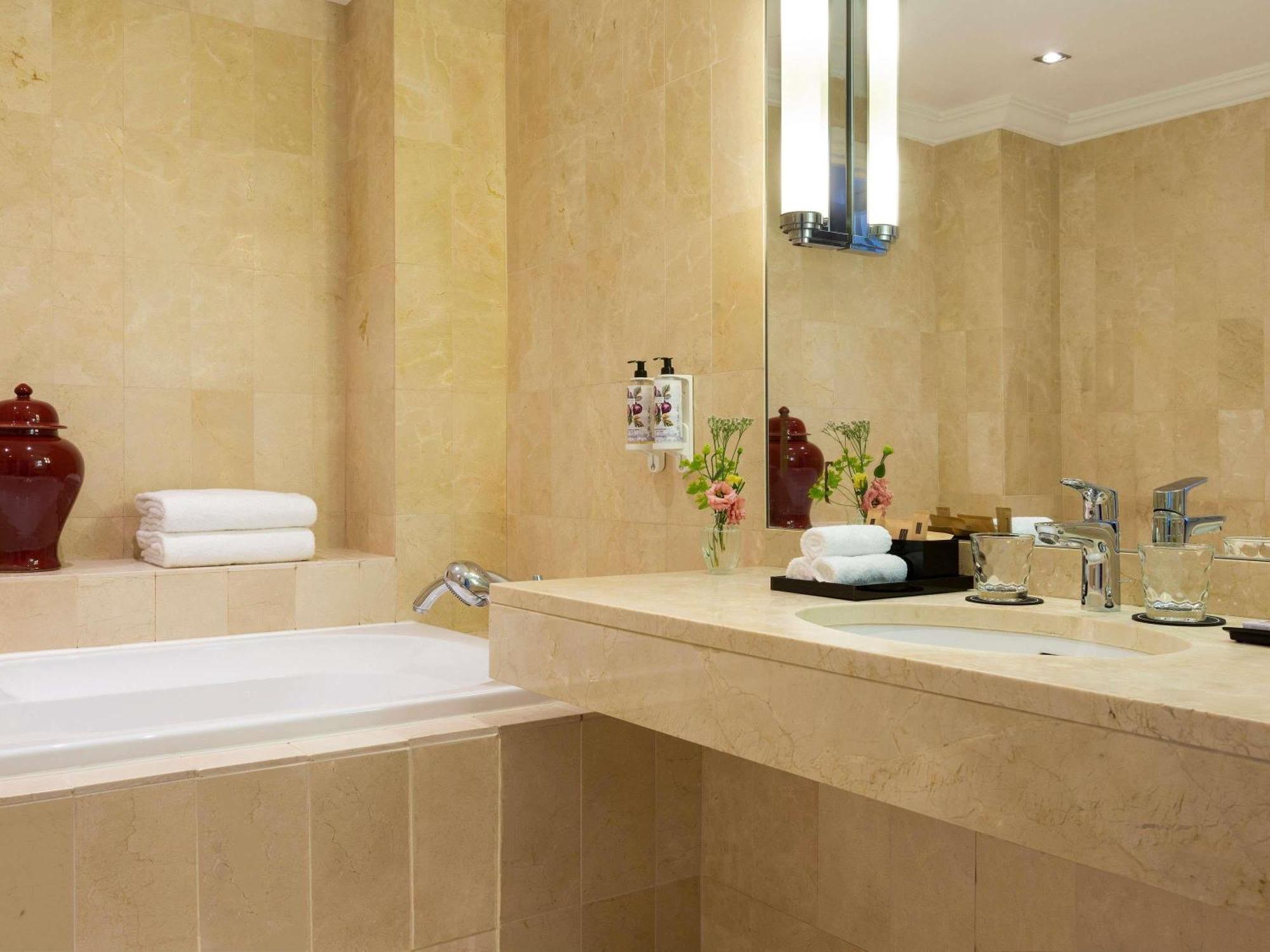 Superior Double Room Courtyard Side
