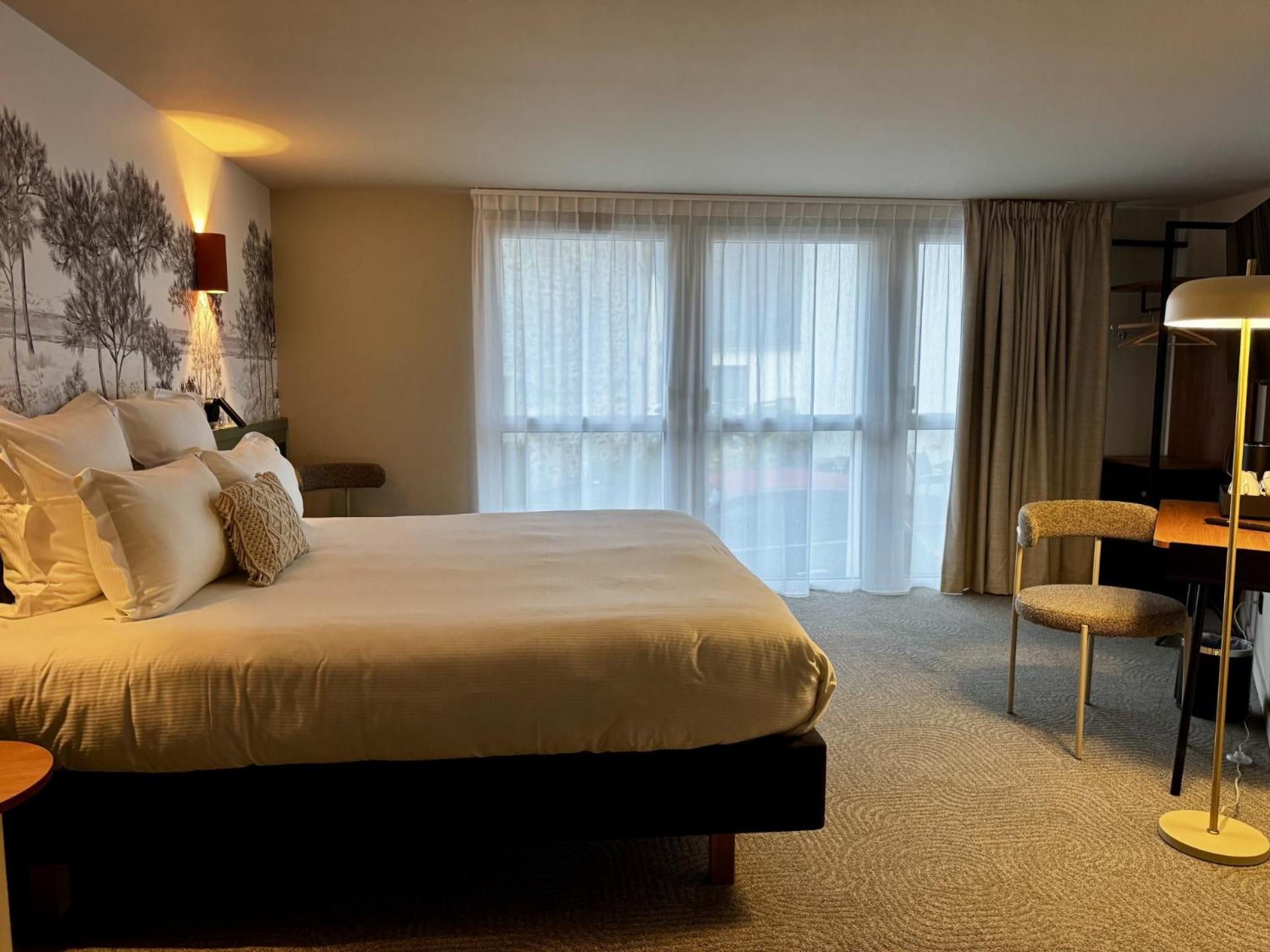 Superior King Room