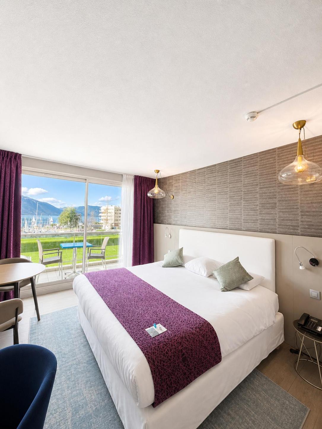 Double Room Lake View Spa Access