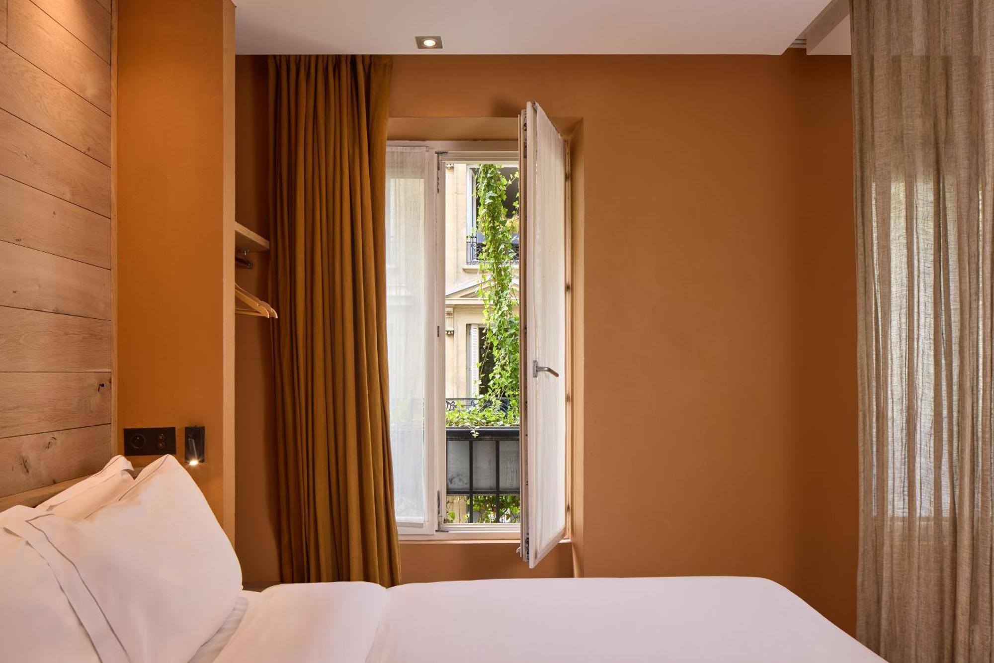 Intuition Room