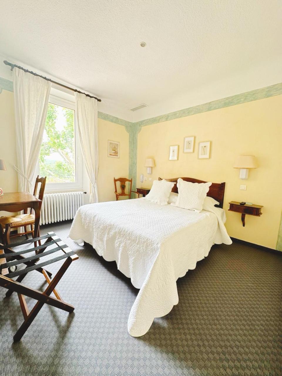 Superior Queen Room