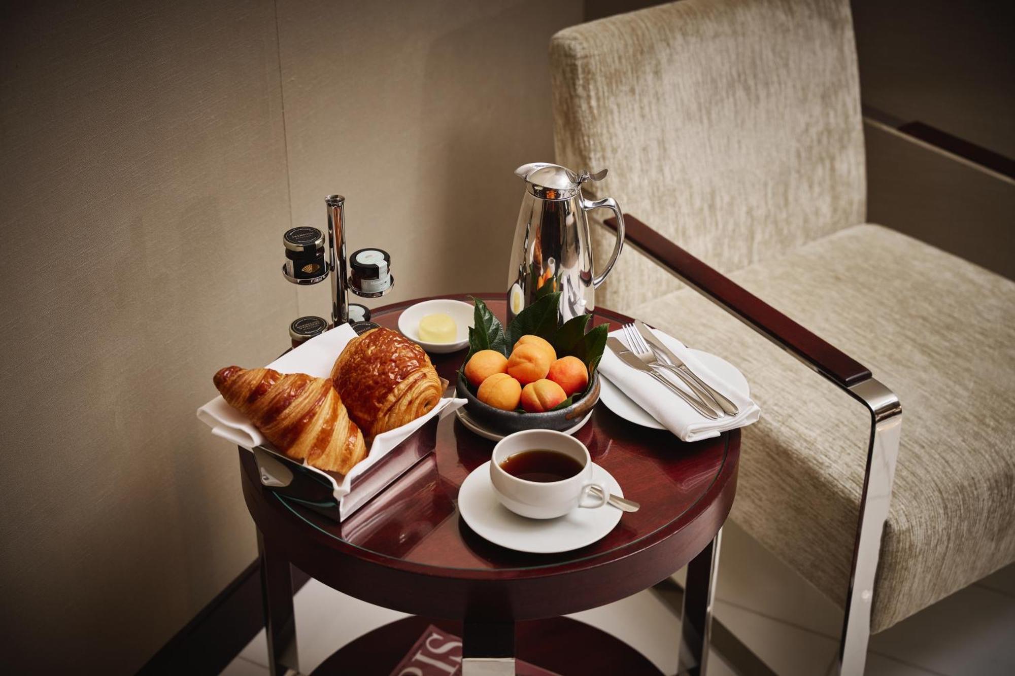 Mandarin Room