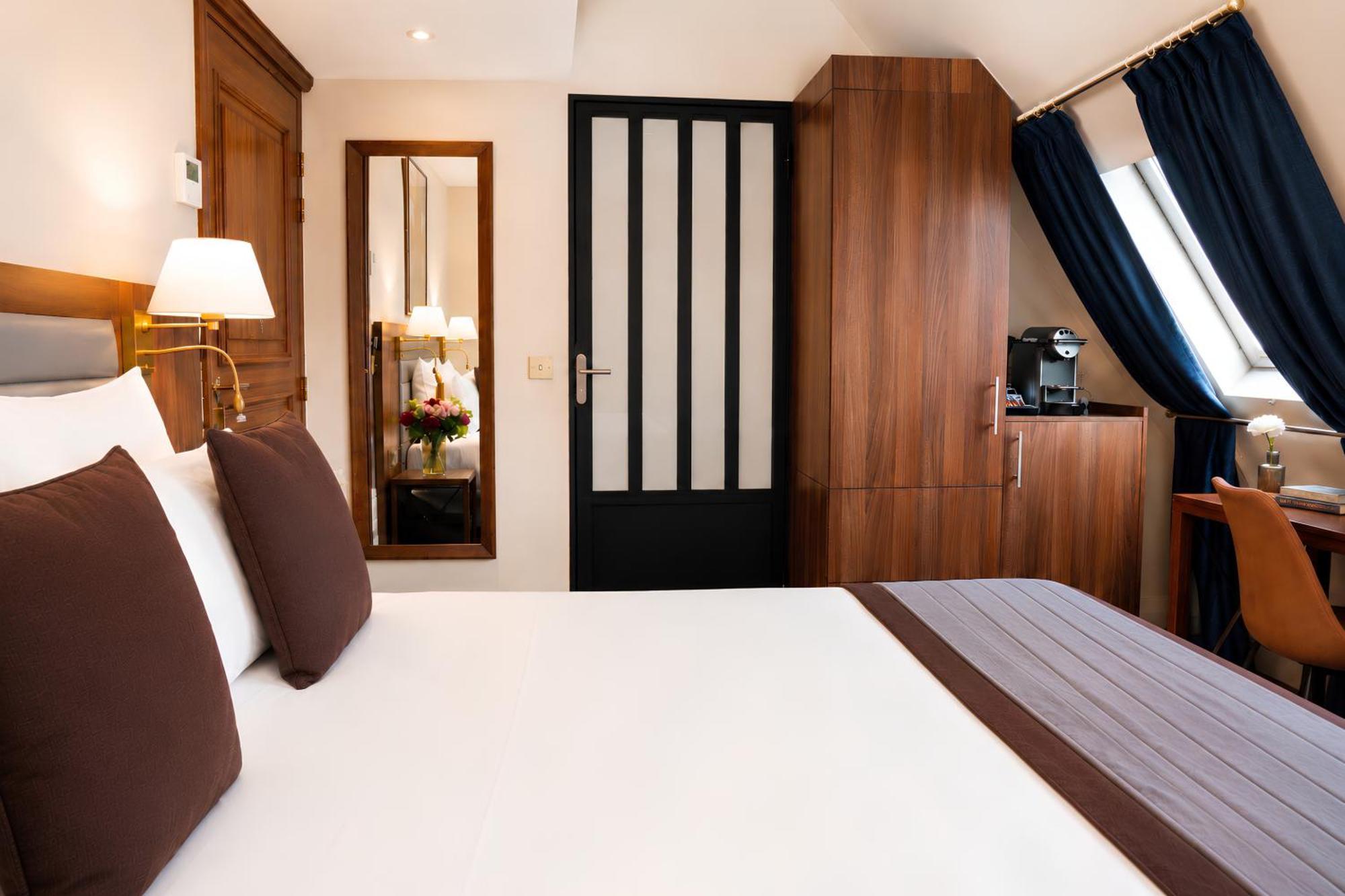 Standard Double Room Double Bed