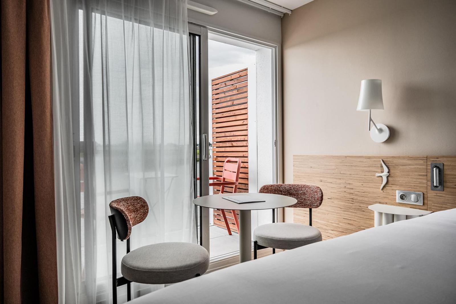 Chambre Double Classique avec Balcon - Vue sur Salines