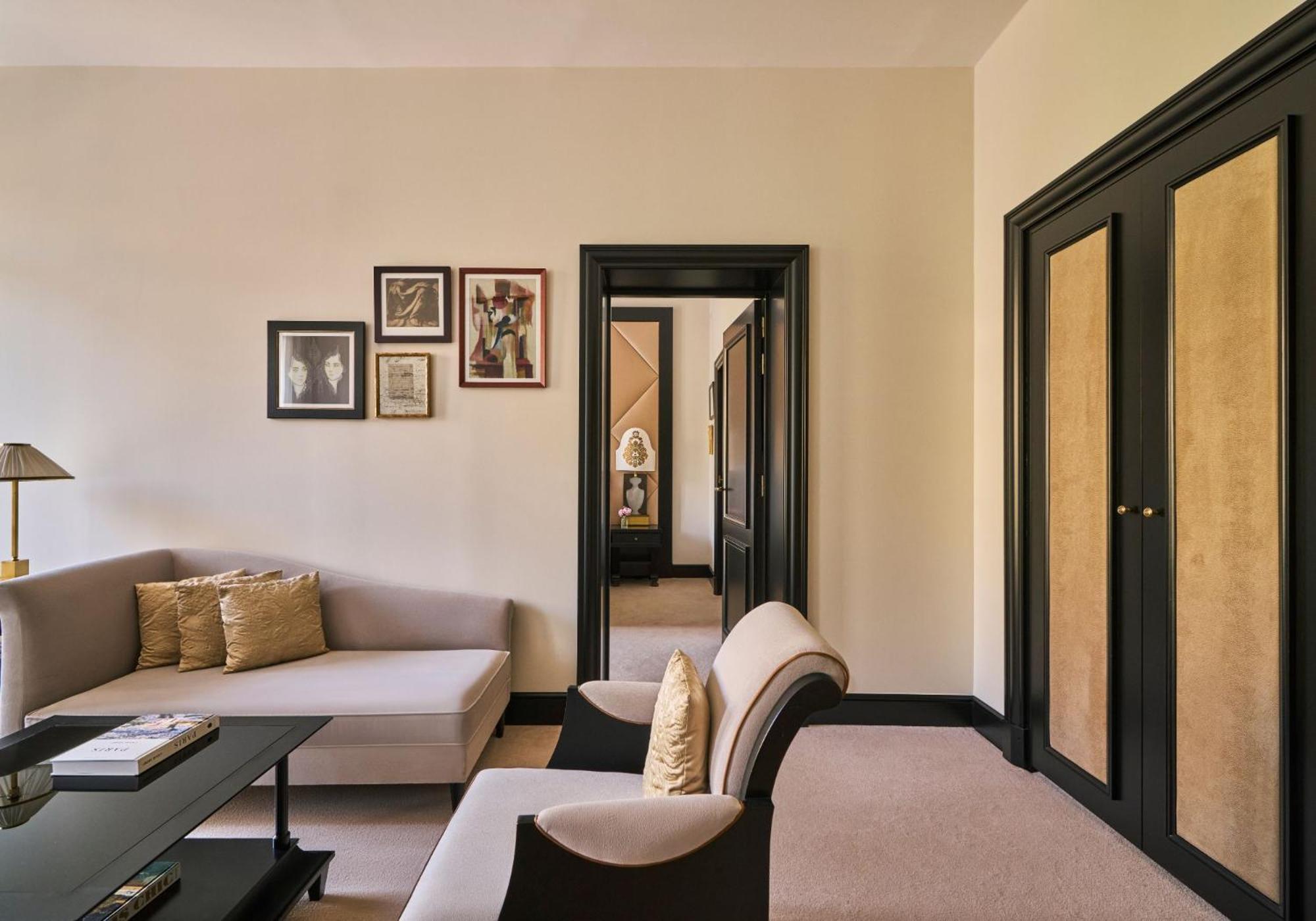 Champs-Elysées Prestige Room