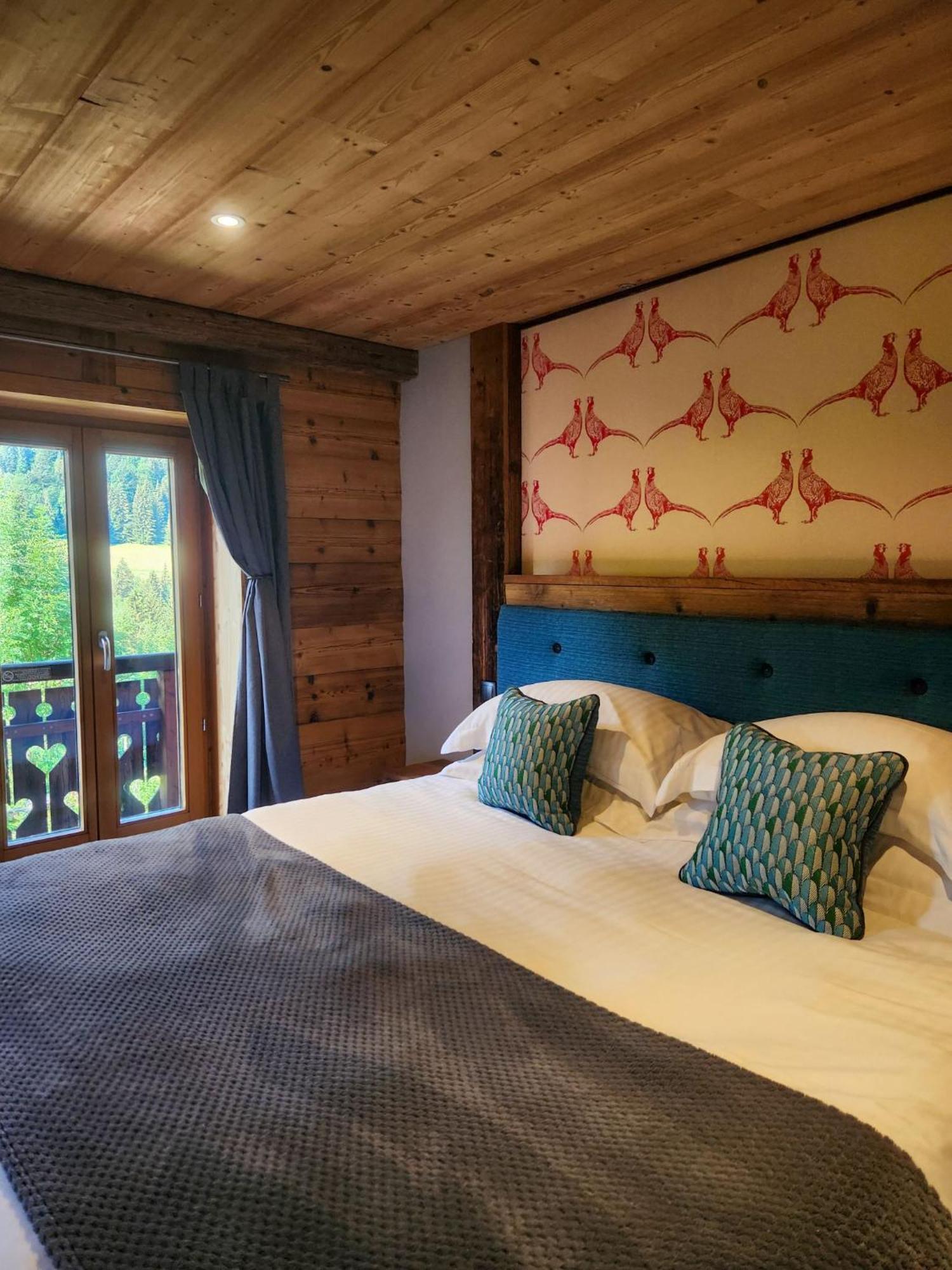 Deluxe Double or Twin Room Mountain View