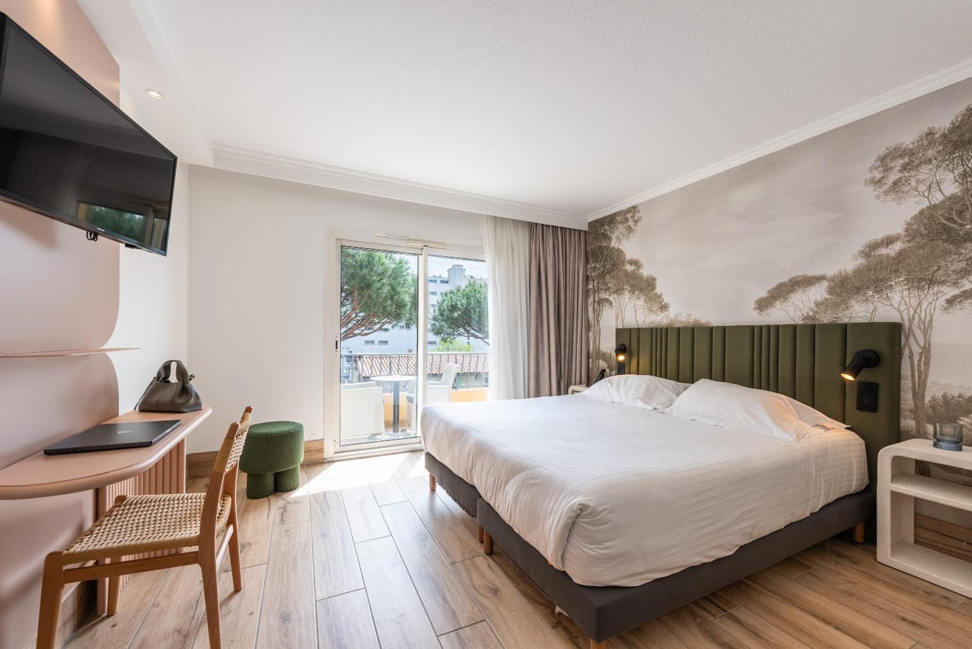 Superior Double or Twin Room