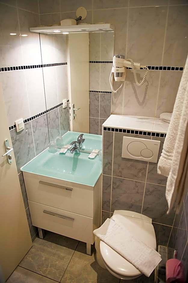 Single Room Air Conditioning