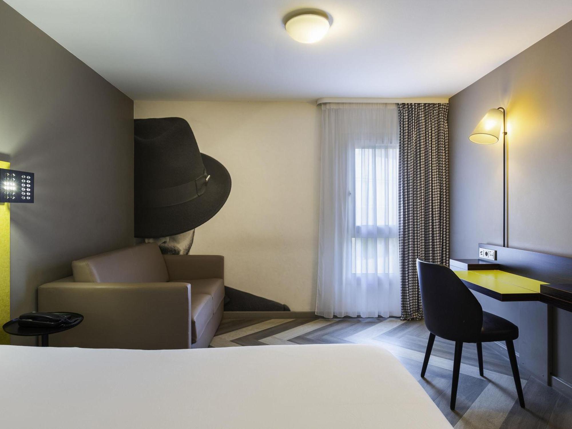 Standard Suite