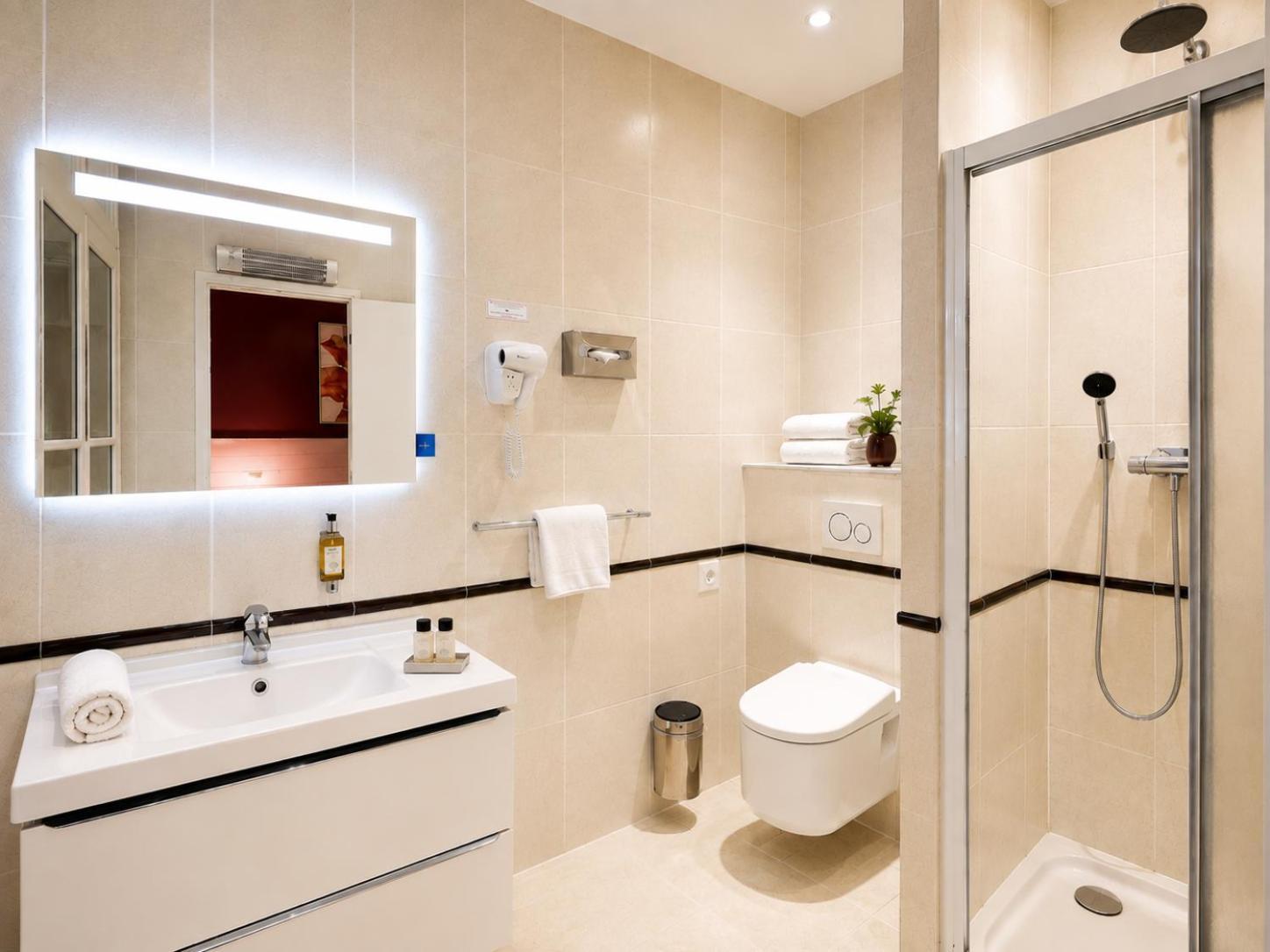 Superior Queen Room