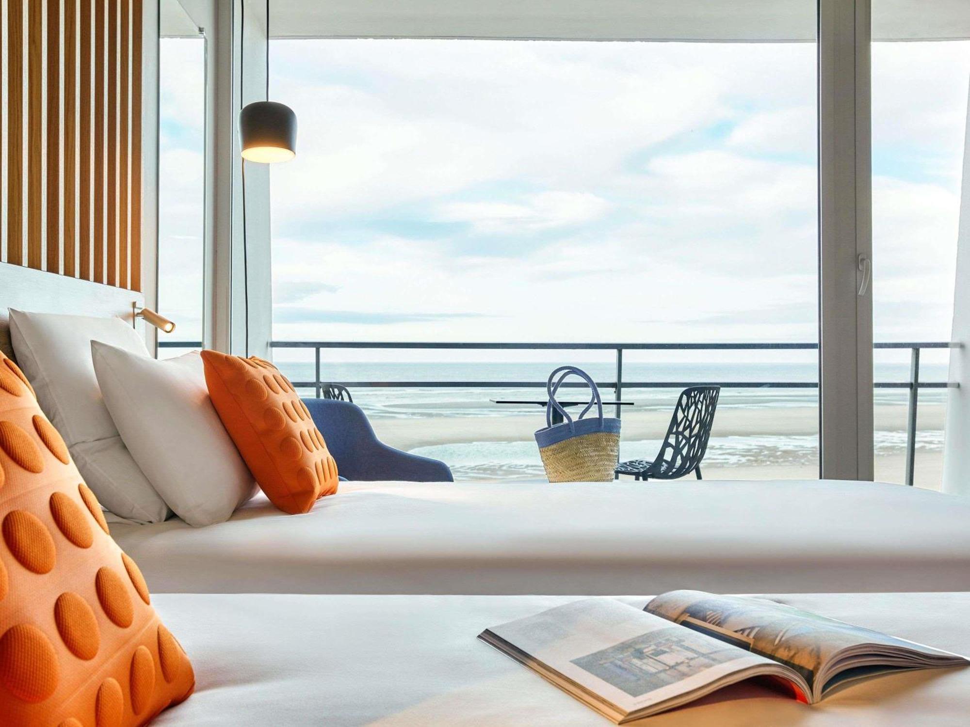 Superior Room 2 Single Beds Ocean View