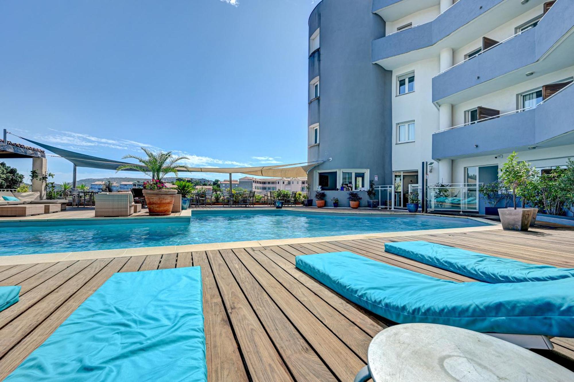 Double or Twin Room Pool View