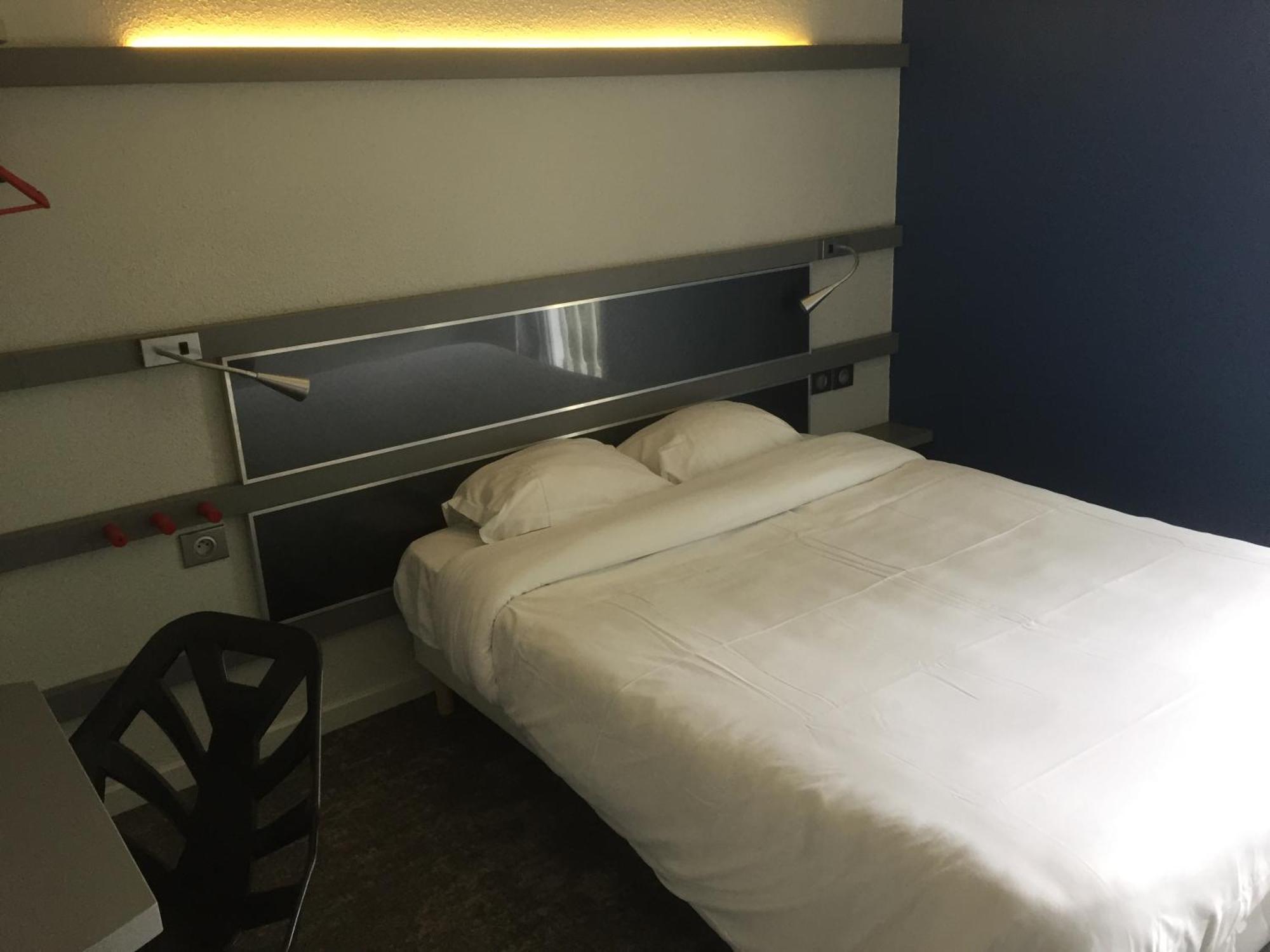 1 Double Bed