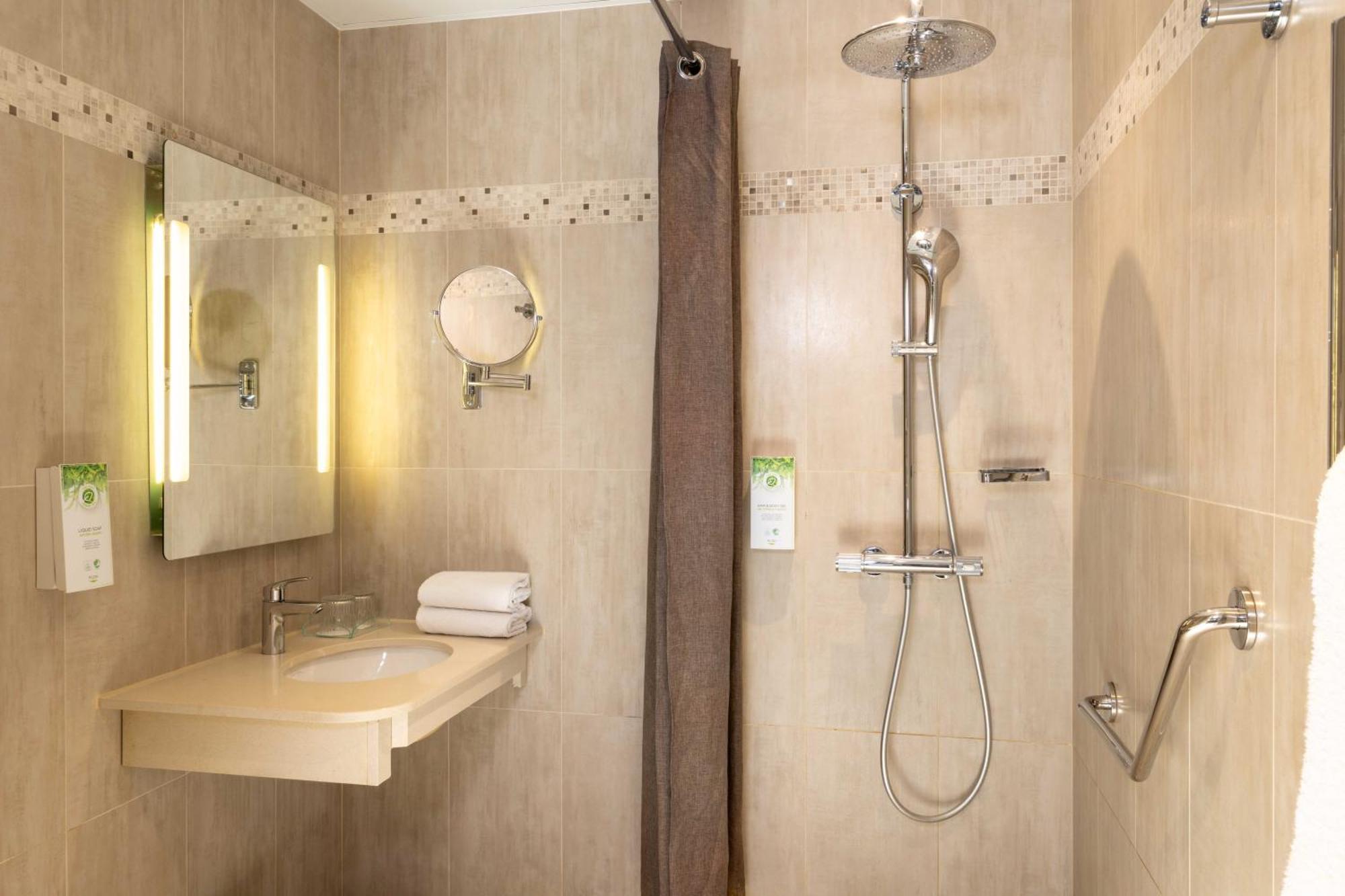 Comfort Twin Room Grab Bar Disability Access