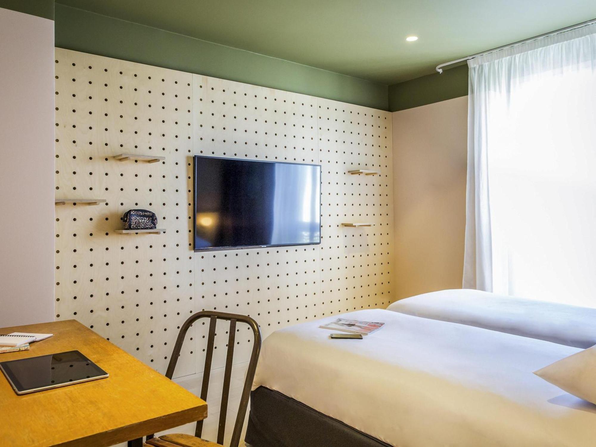 Pop Twin Room