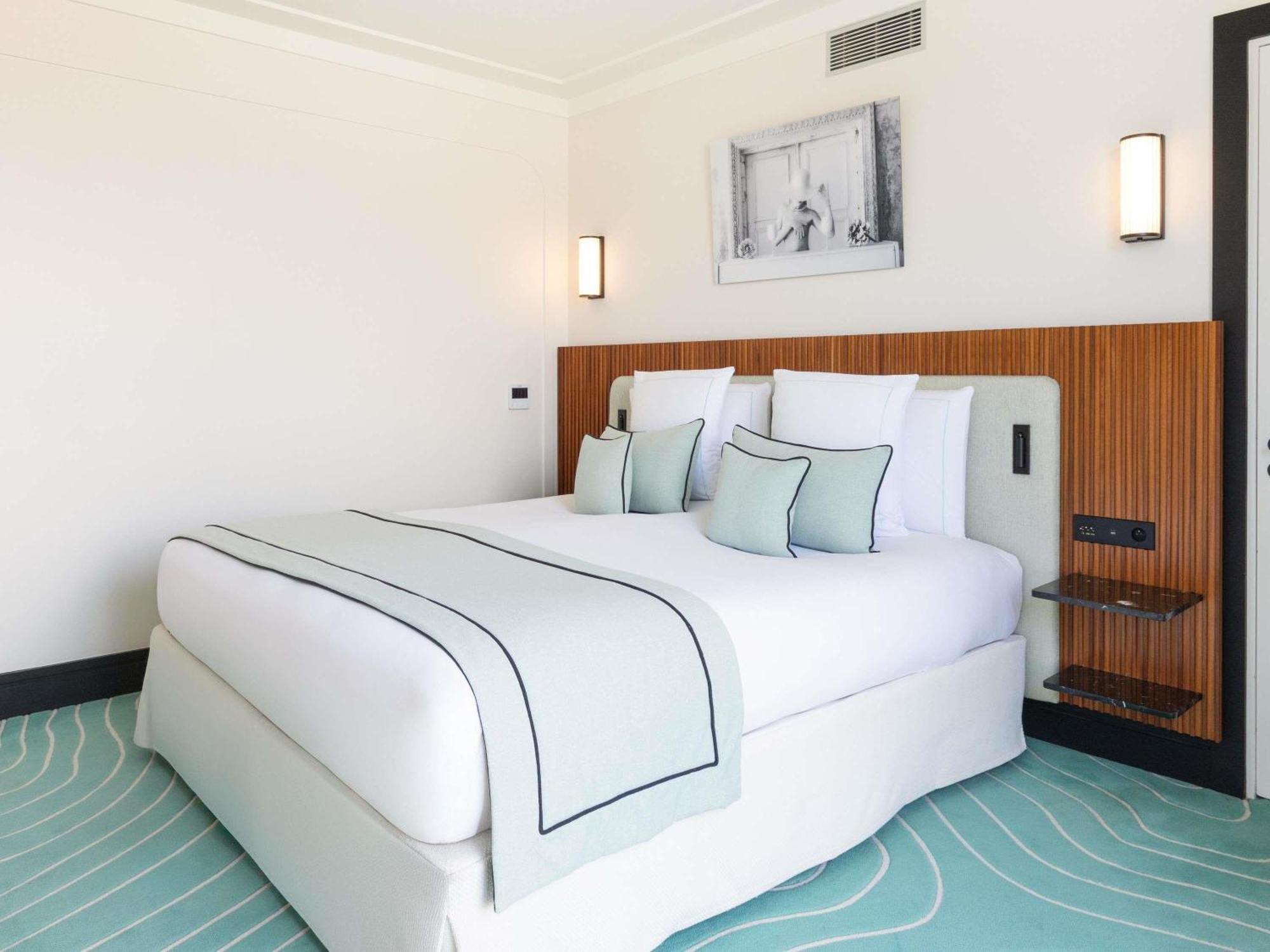 Serenity Suite Terrace City View
